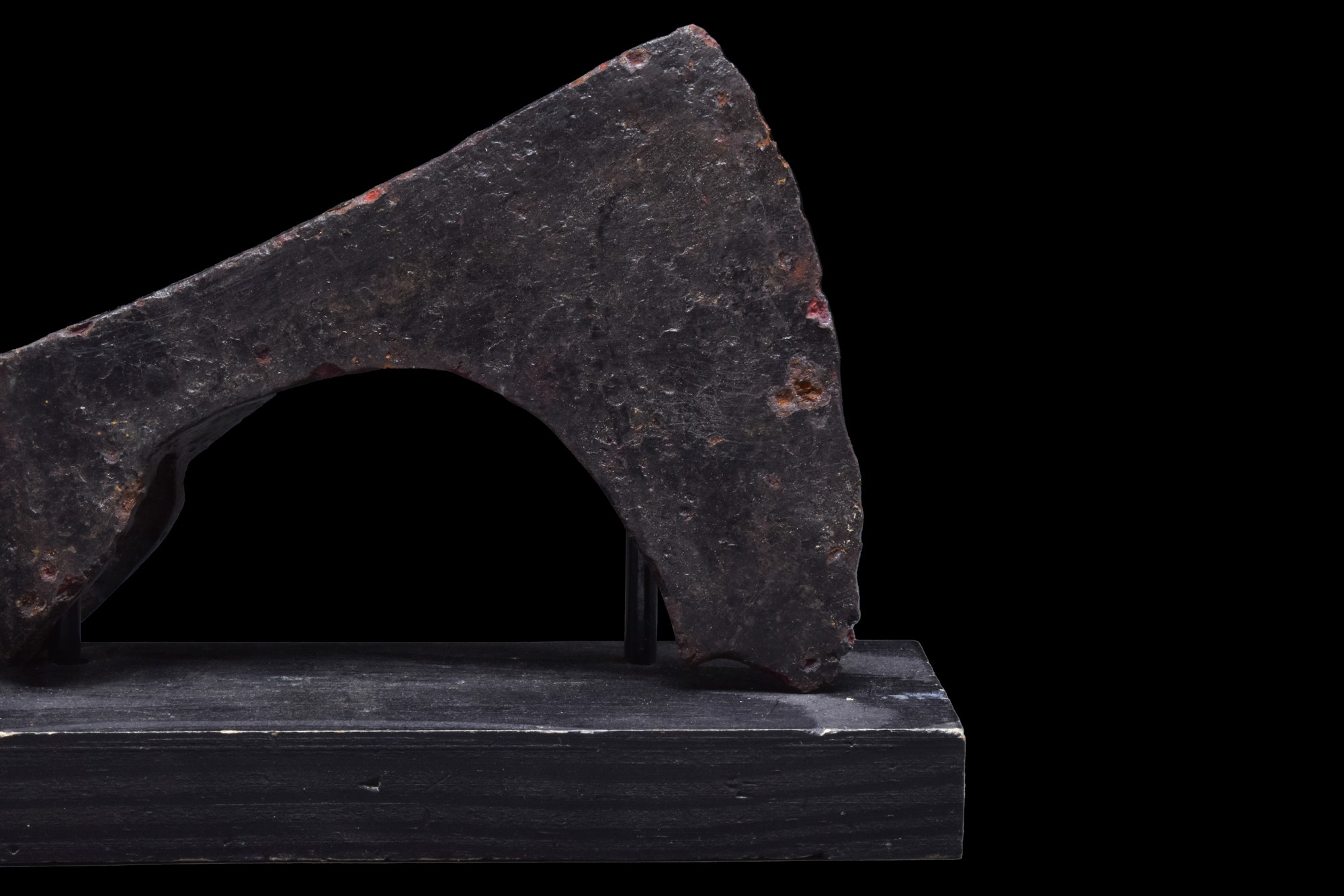 VIKING IRON BATTLE AXE HEAD - Image 4 of 4