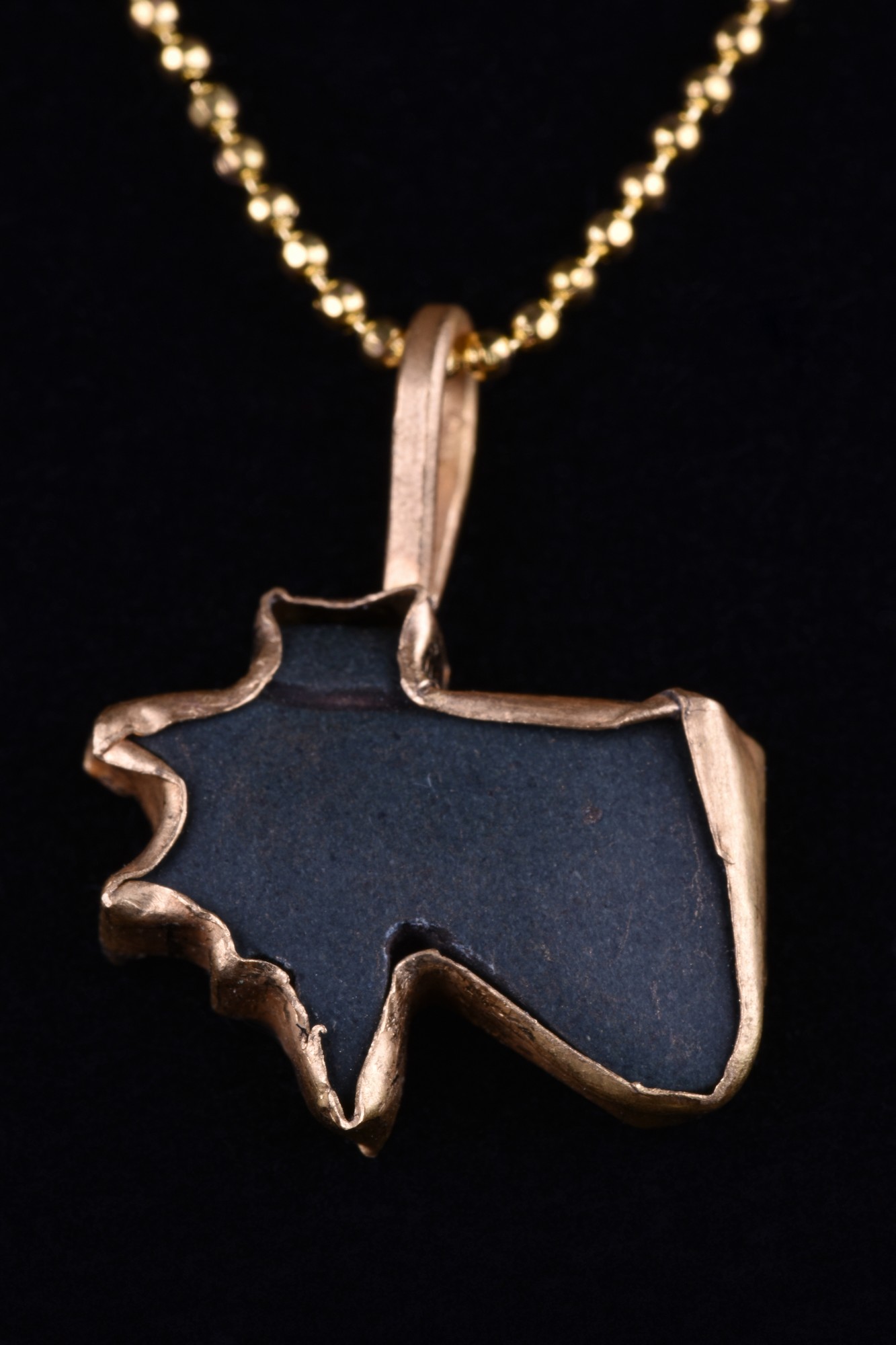 ANCIENT EGYPTIAN EYE OF HORUS IN GOLD PENDANT - Image 4 of 4