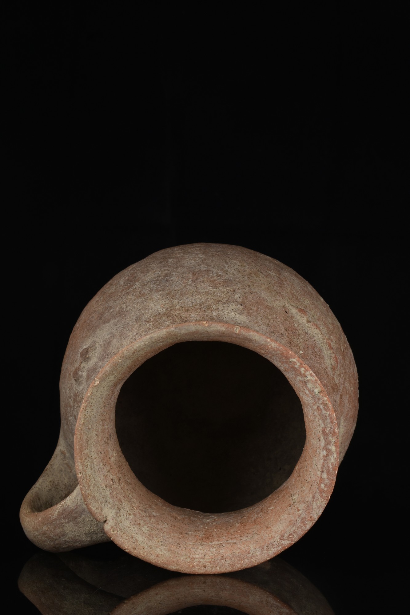 HOLY LAND BRONZE AGE TERRACOTTA VESSEL - Image 3 of 6