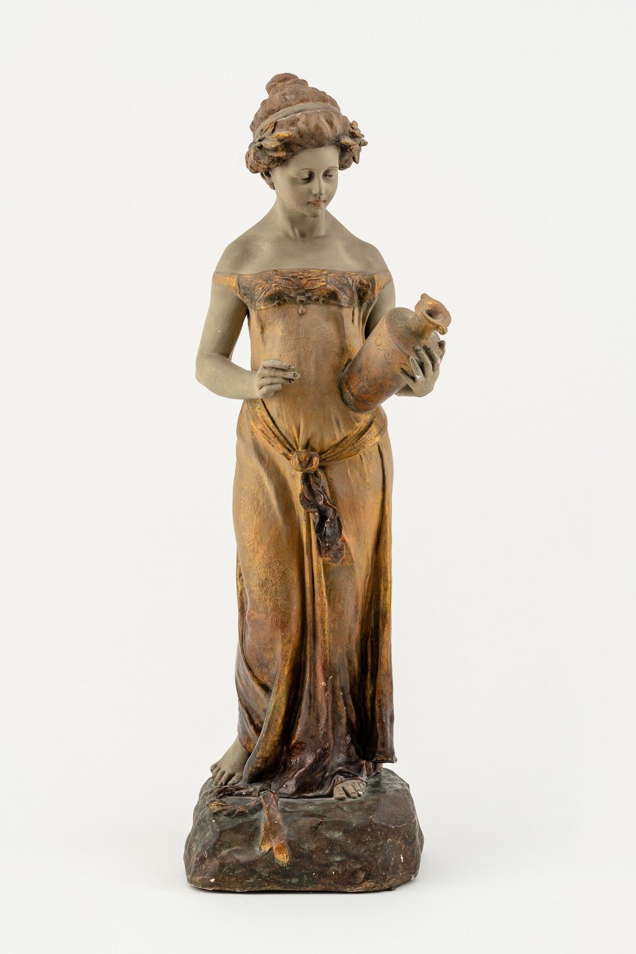 Jugendstil-Figurine mit Amphore