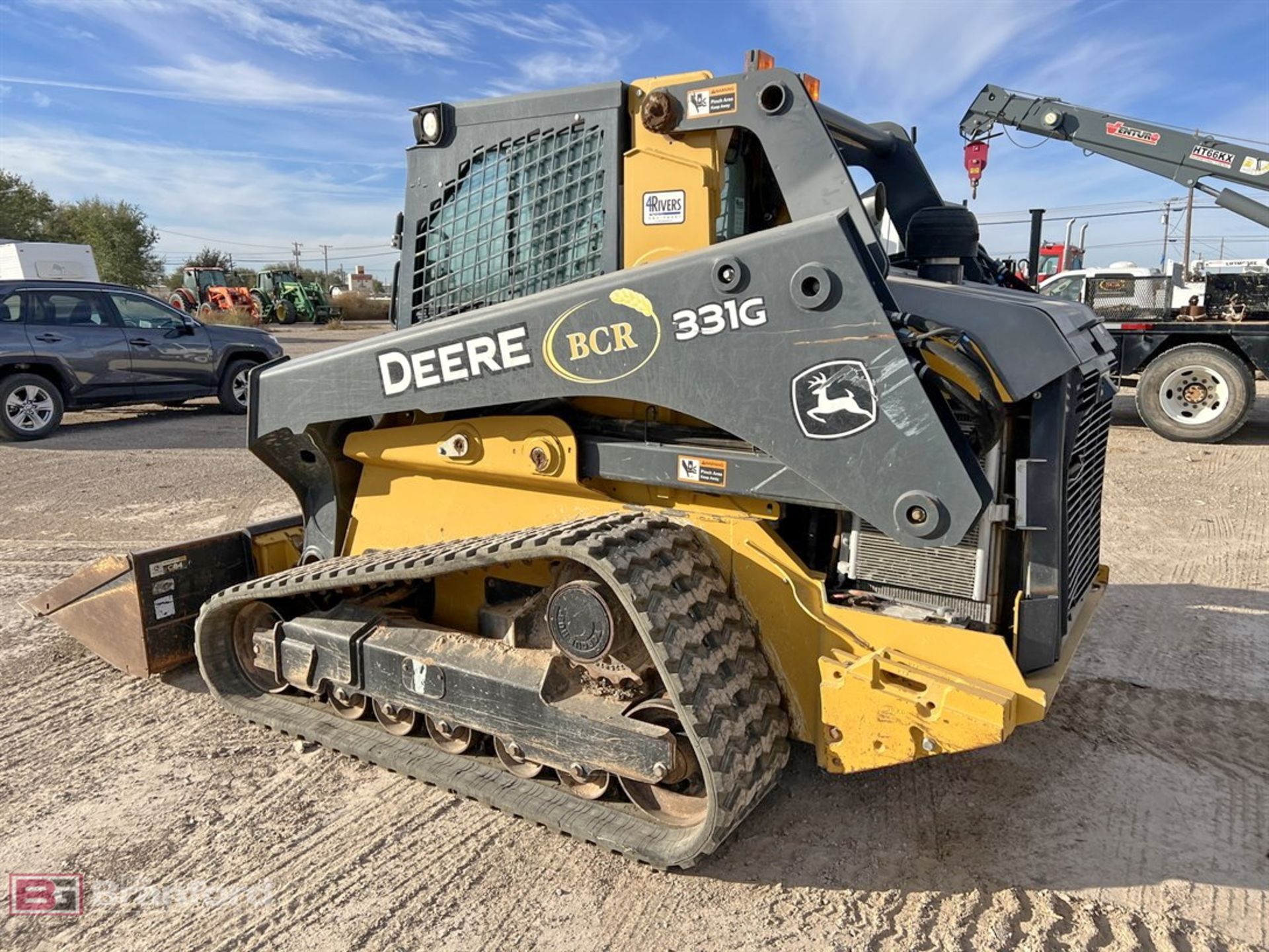 2017 John Deere 331G 2-speed high flow multi-terrain - Image 7 of 12