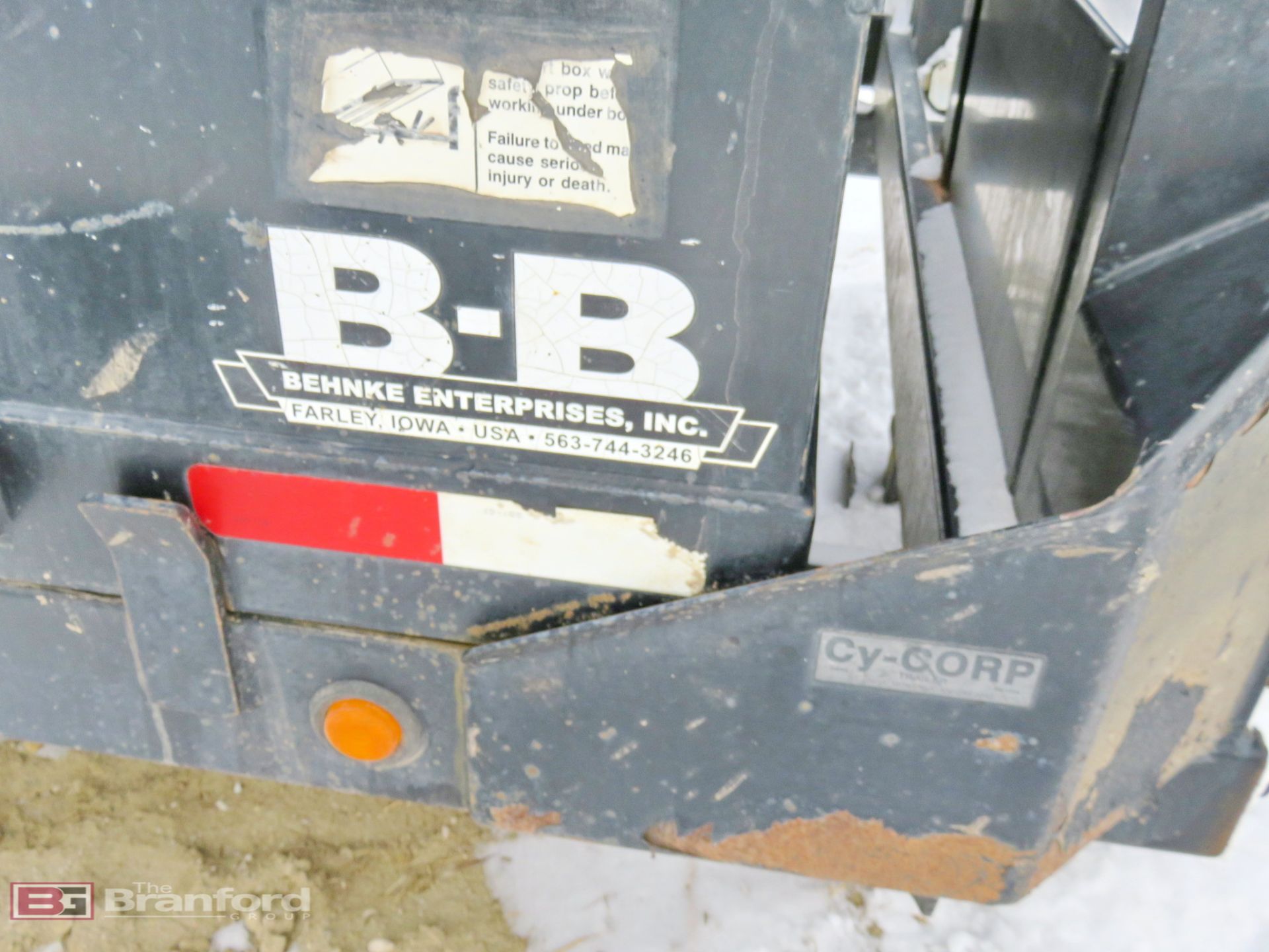 2004 B-B 14 ft x 7 ft tandem axle dump trailer - Image 6 of 8