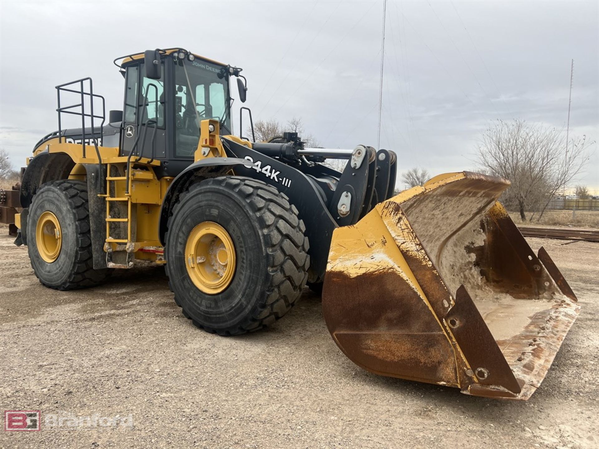 2017 John Deere 844K series III wheel loader - Image 3 of 18