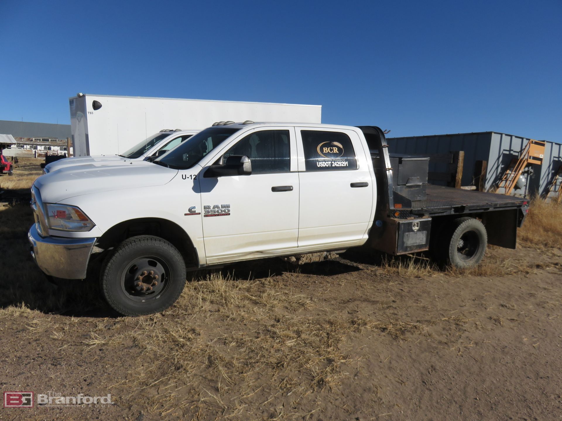 2017 RAM 3500 Heavy Duty crew cab 4x4 flatbed truck