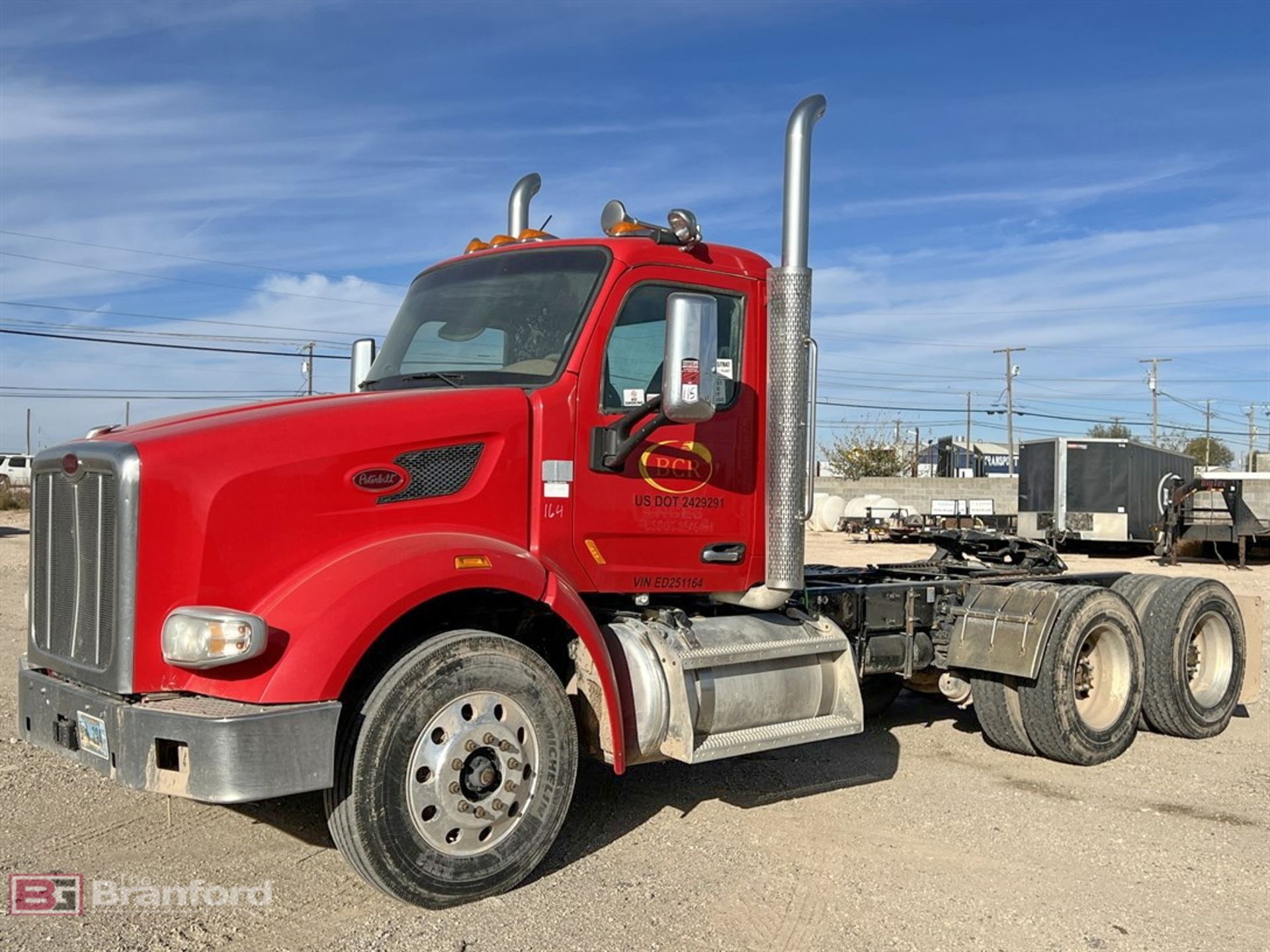 2014 Peterbilt 567 6x4 tandem axle truck tractor