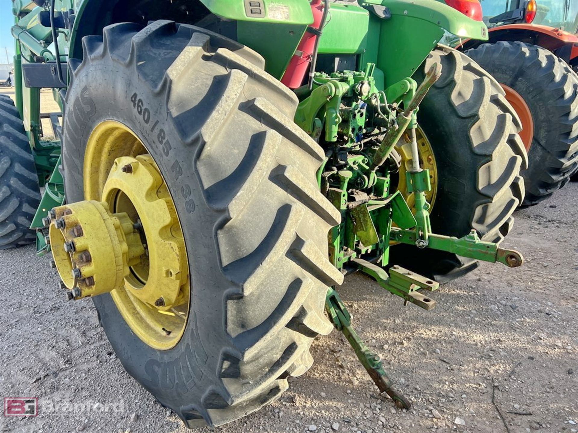 2009 John Deere 7230 tractor - Image 9 of 17