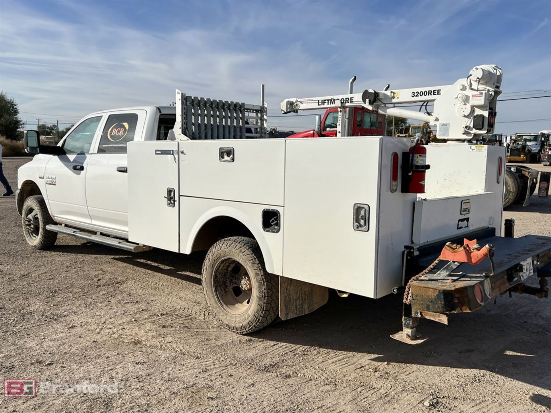 2018 Ram 3500 heavy duty crew cab 4x4 mechanics truck - Image 6 of 18