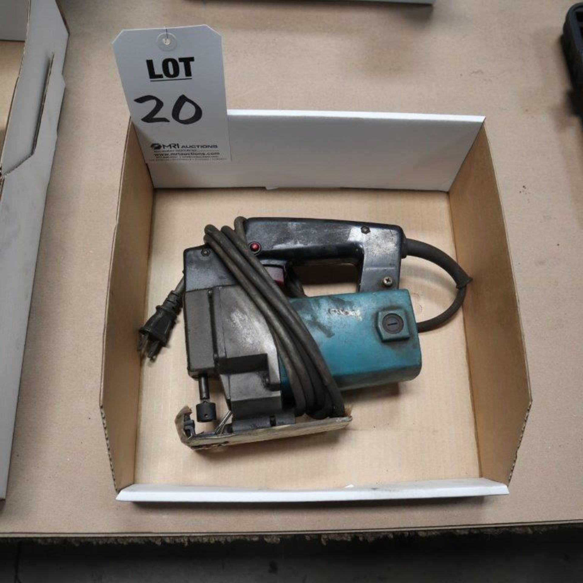 MAKITA CORDED 115V JIG SAW MODEL 4300BV - Image 2 of 2