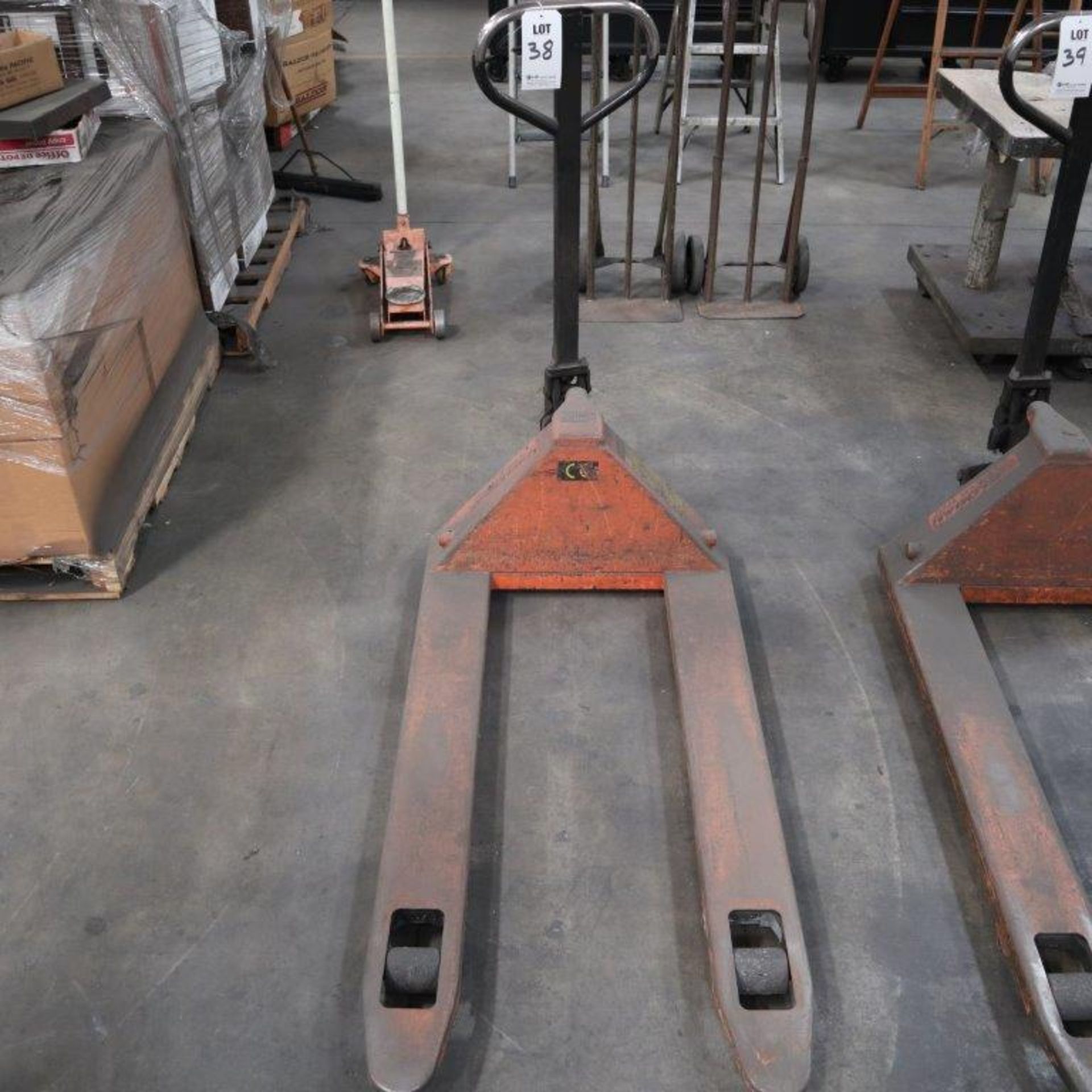 PALLET JACK, 5500 LB CAPACITY