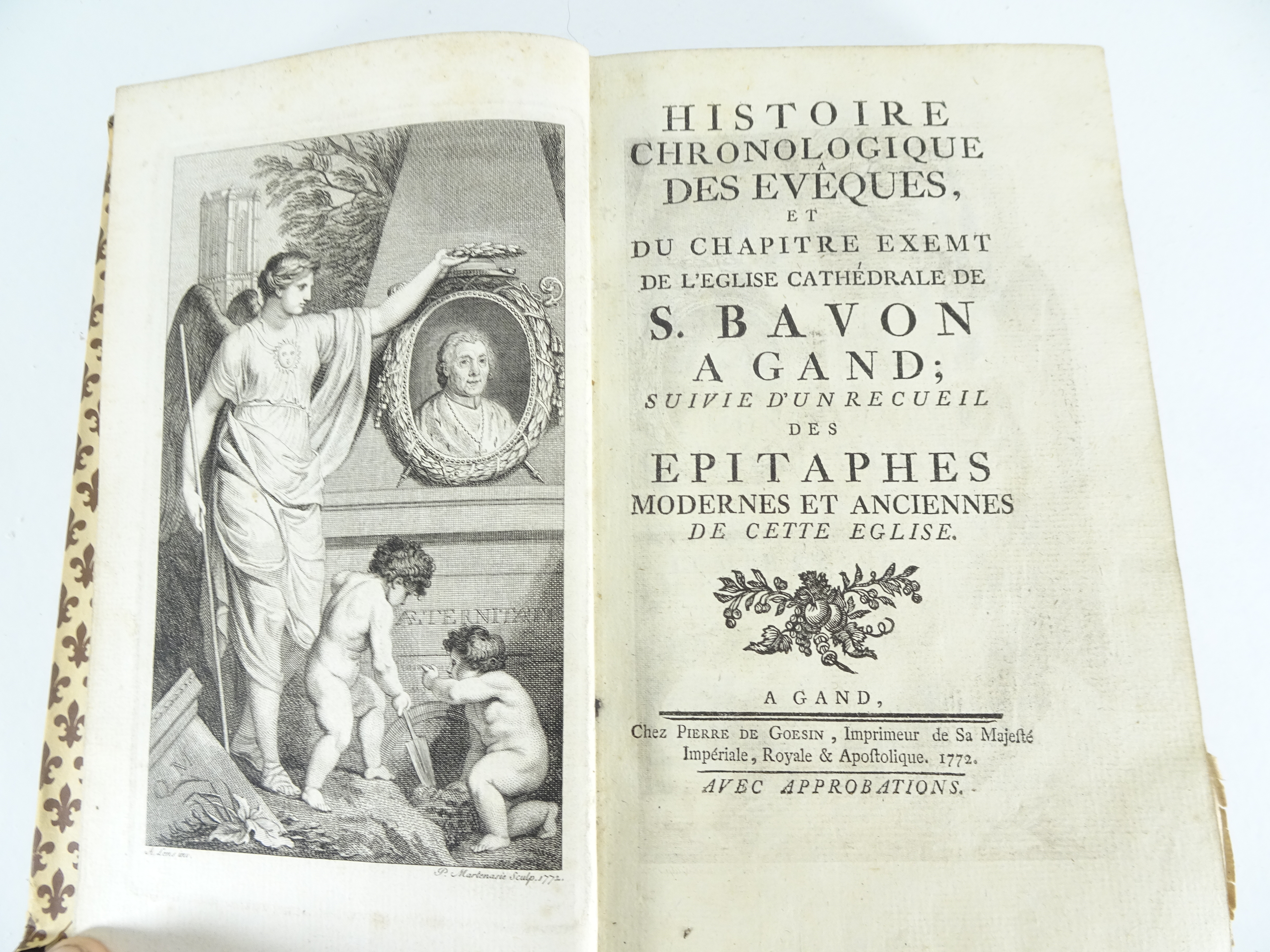 |Réligion| "Histoire chronologique des éveques et du chapitre exemt de l'église cathédrale de S. Bav