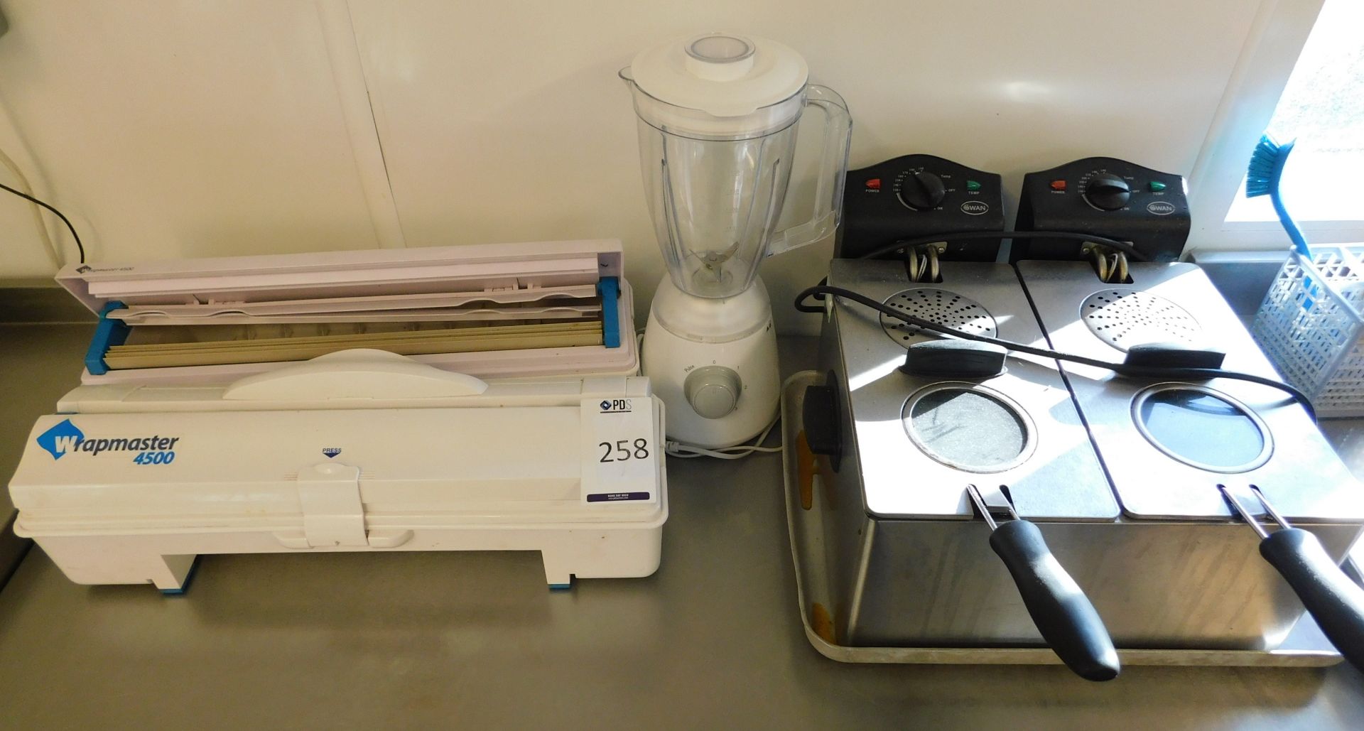 2 Wrapmaster 4500s, Tesco Food Processor & Swan Twin Pan Deep Fat Fryer (Location: Over Norton.