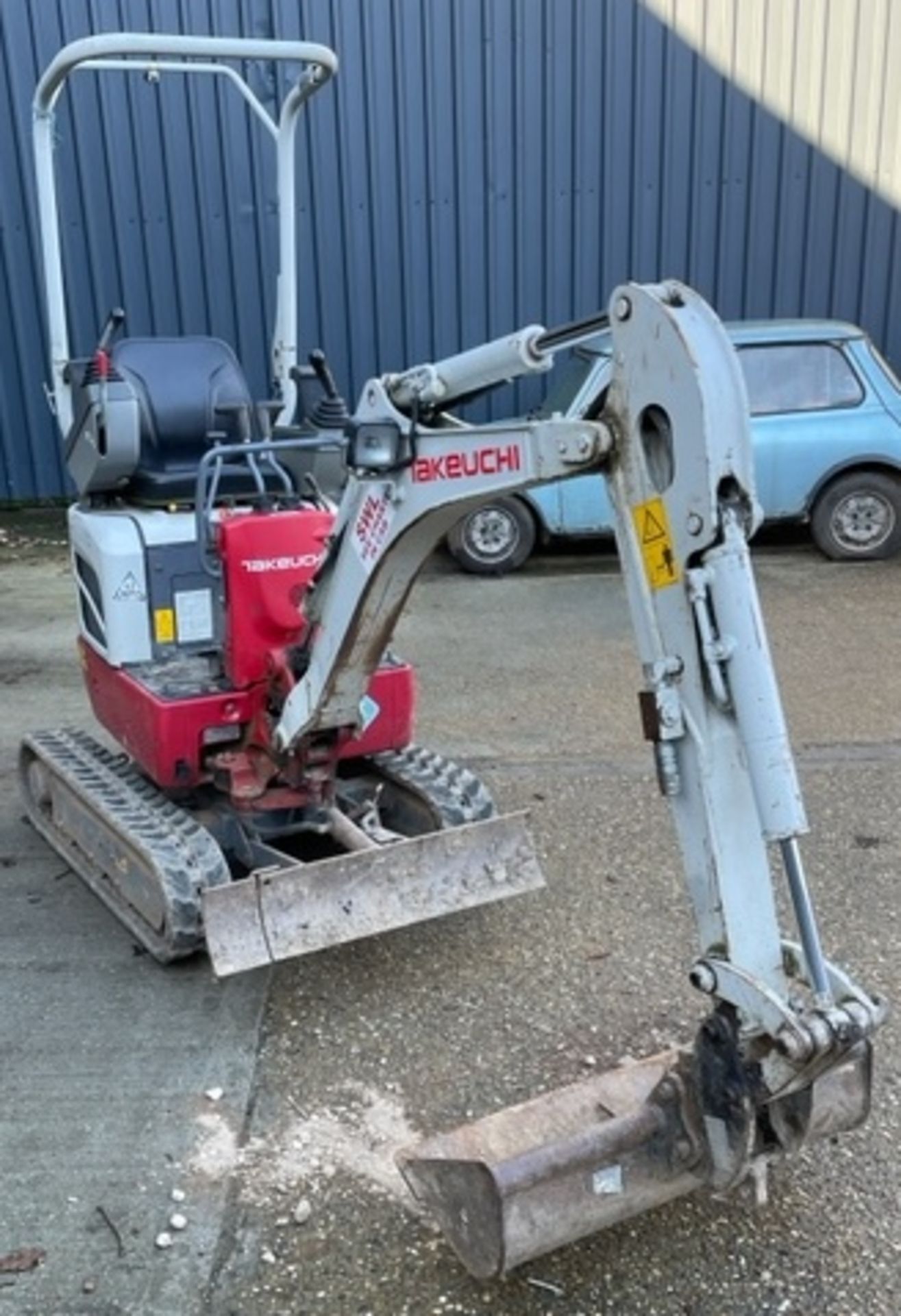 Takeuchi TB210R Compact Excavator with Rubber Tracks & Blade (2017), Serial Number; 211002308, 99