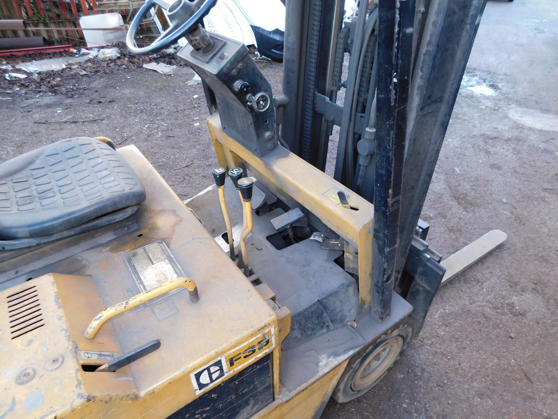 Caterpillar Model F35 Electric Forklift, Serial Number; 5EB1981, Capacity; 1750kg, 20,048 hours with - Bild 9 aus 16
