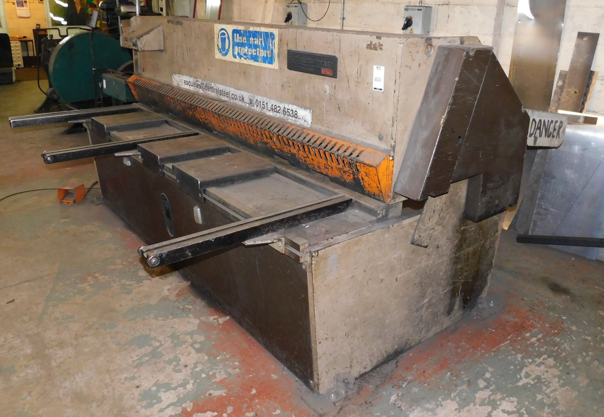 Edwards Model 6.5P/2500 Guillotine, Capacity 6.5 x 2530mm (Location: Liverpool. Please Refer to - Bild 4 aus 12