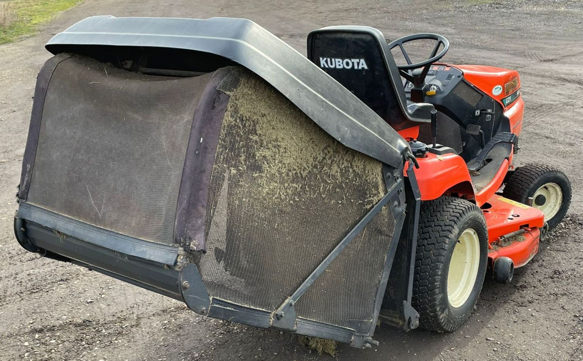 Kubota G21 Diesel Ride-on Mower Type RCK48G18 “Pro” (2007) Serial Number 21396, 671 Hours (Location: - Image 4 of 16