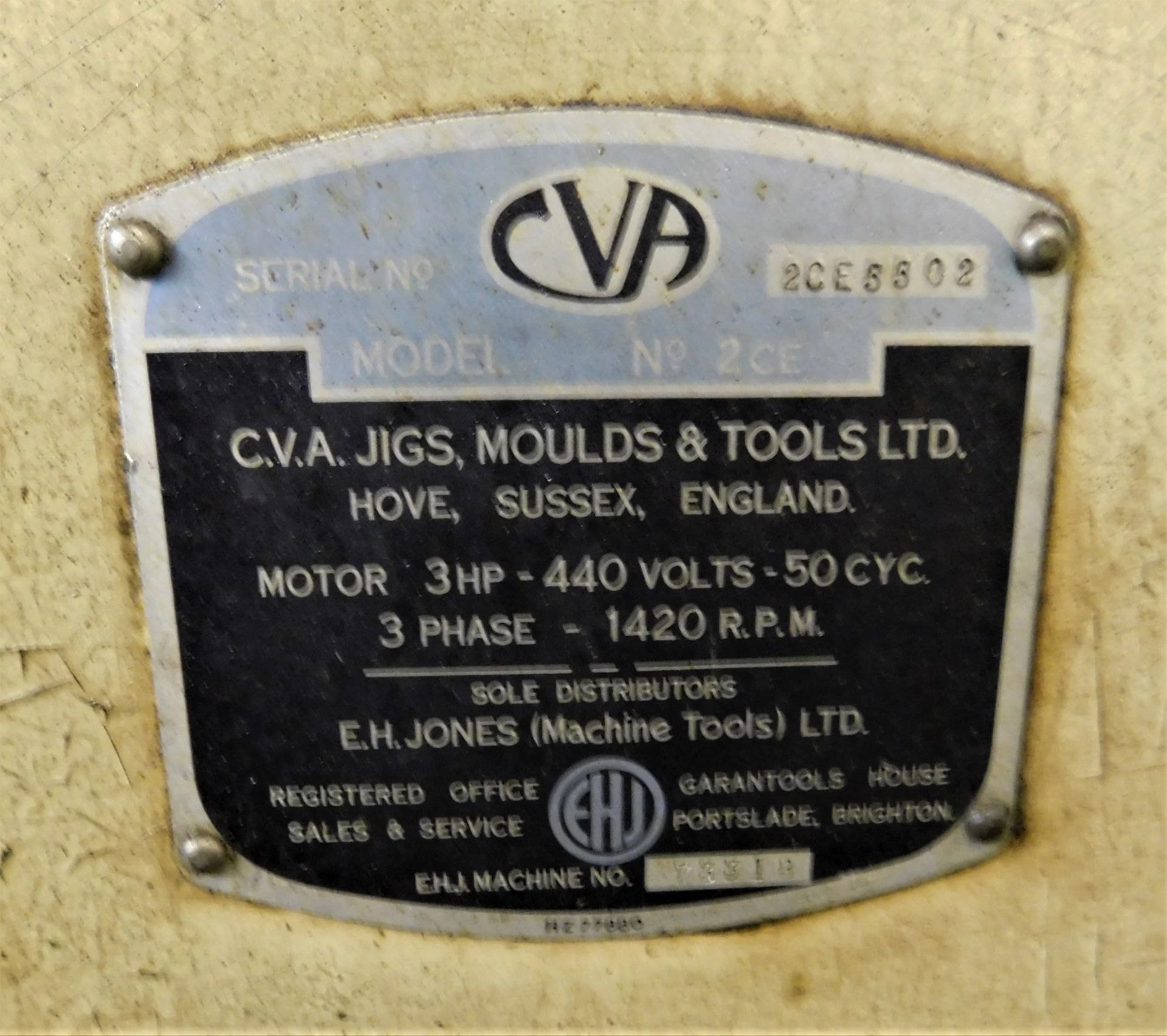 Kearney & Trecker Model No. 2CE Vertical Milling Machine, Serial Number 2CE5502 (Collection After 12 - Image 3 of 4