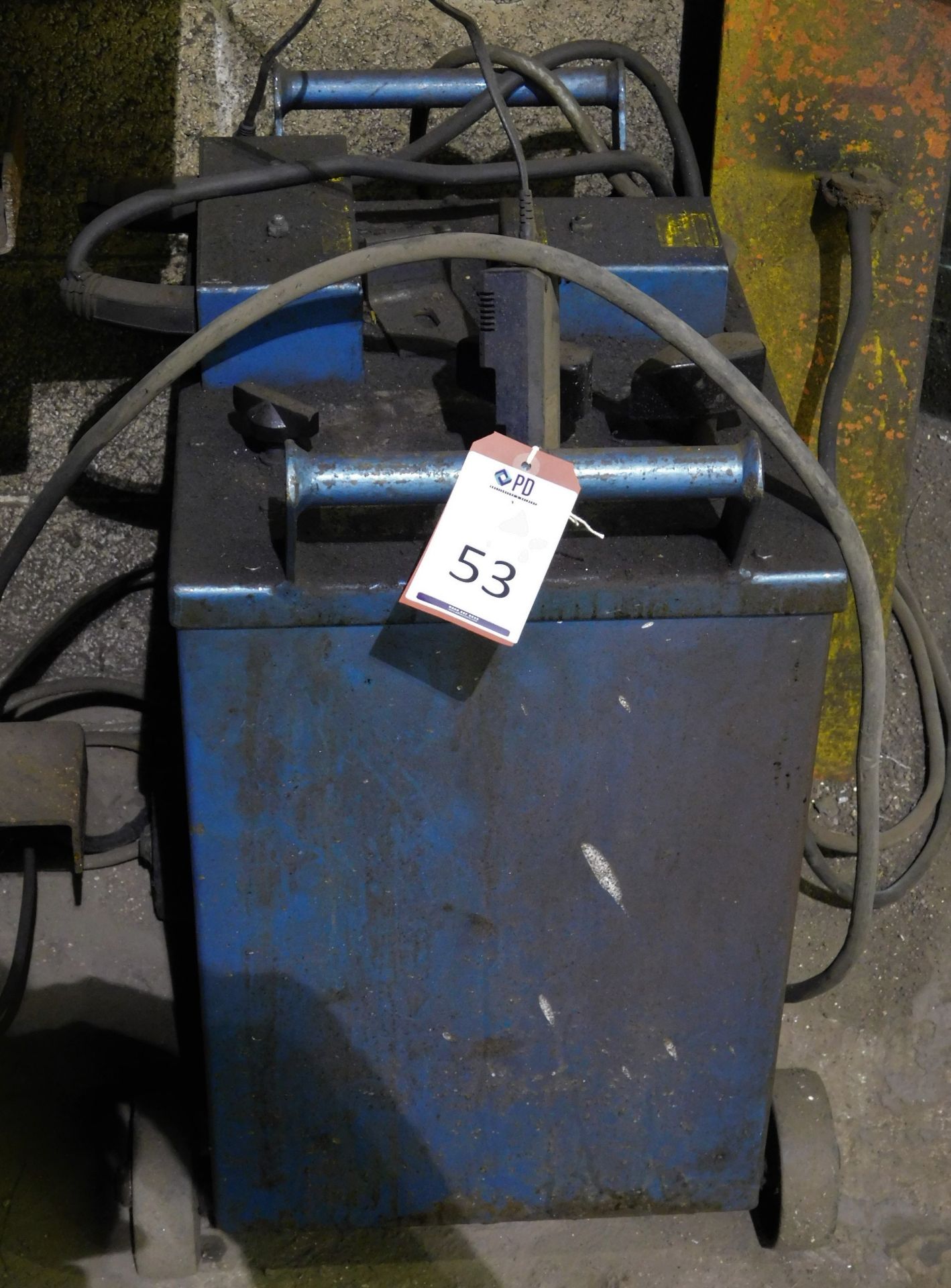 Unbadged Oil Cooled Welder (Location: Finedon - Please Refer to General Notes)