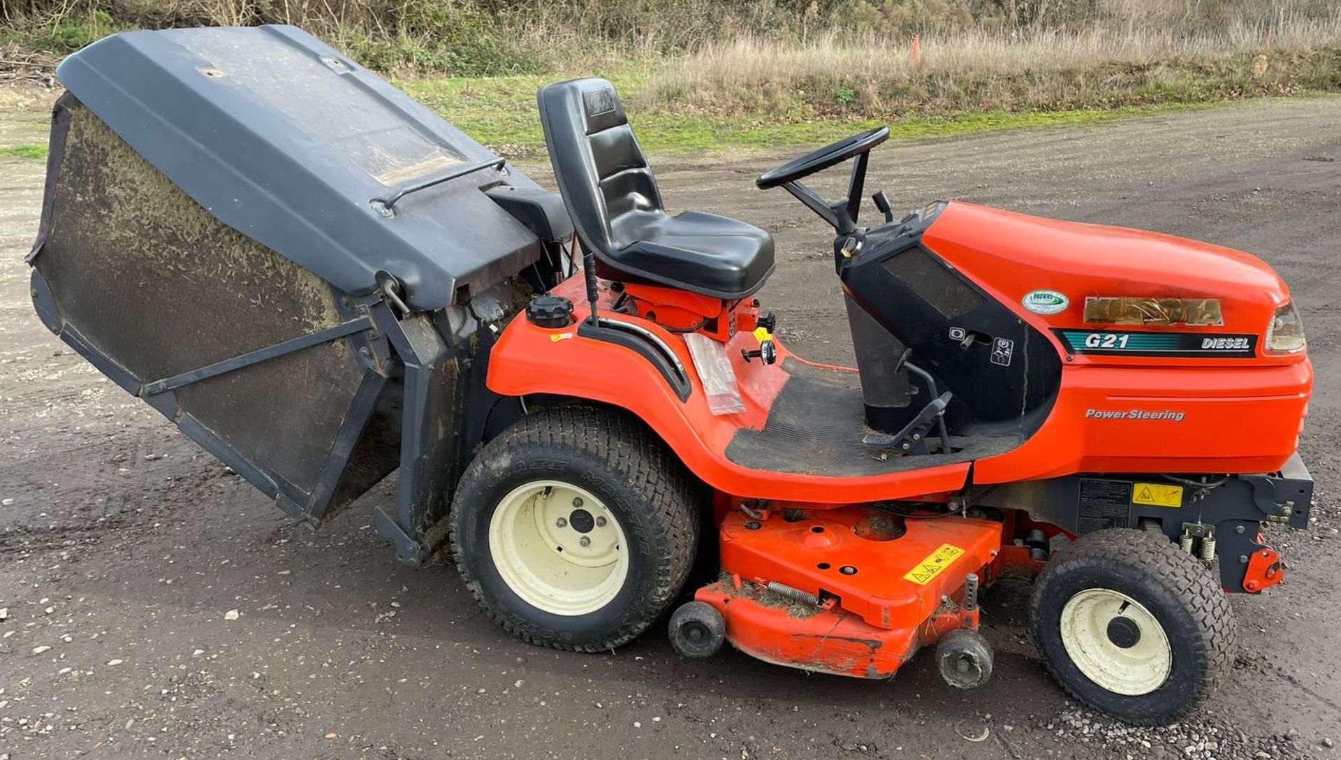 Kubota G21 Diesel Ride-on Mower Type RCK48G18 “Pro” (2007) Serial Number 21396, 671 Hours (Location: - Image 8 of 16