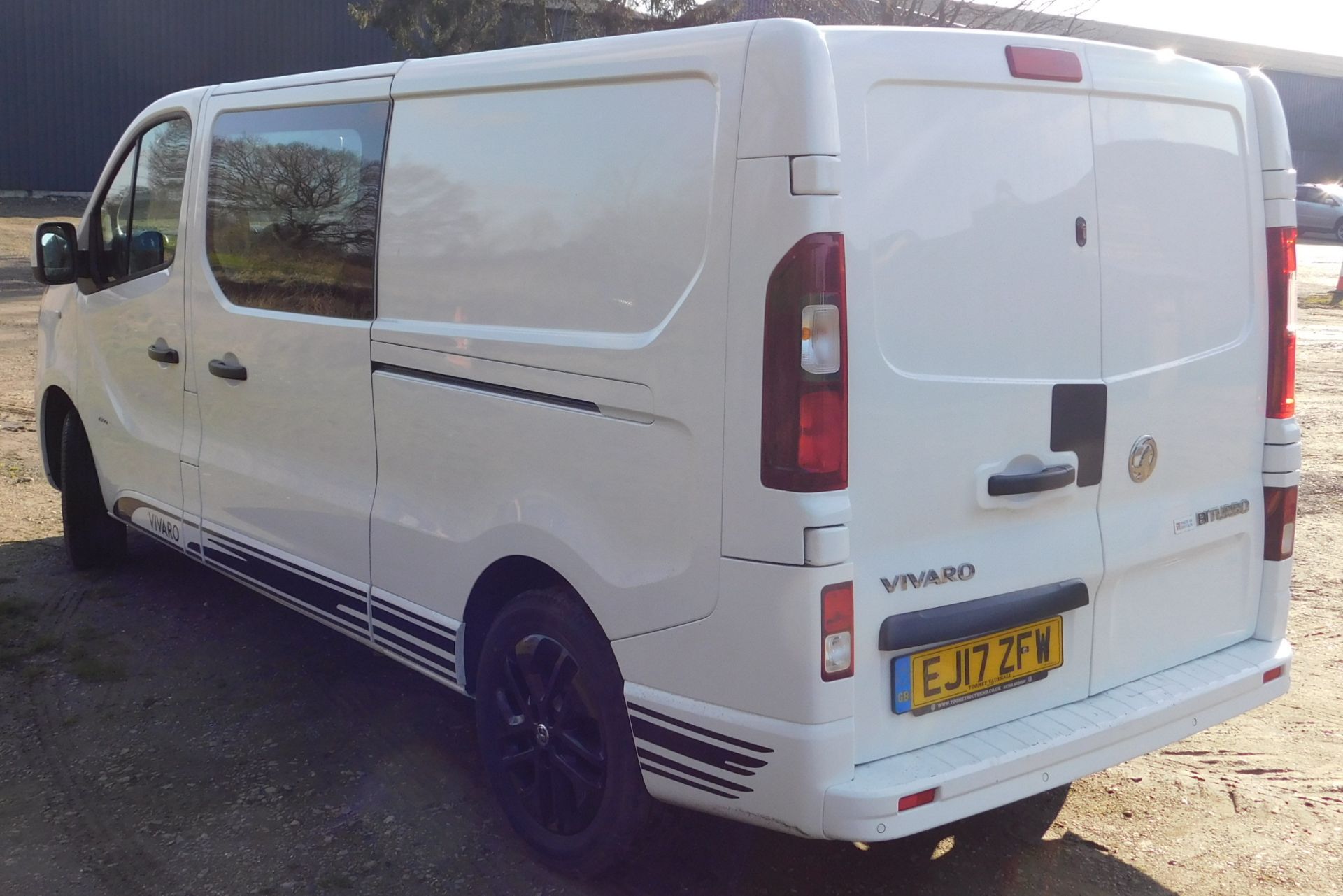 Vauxhall Vivaro 2900 LE NAV CDTI BT S/S Bi-Turbo, Registration EJ17 ZFW, First Registered May - Image 3 of 27