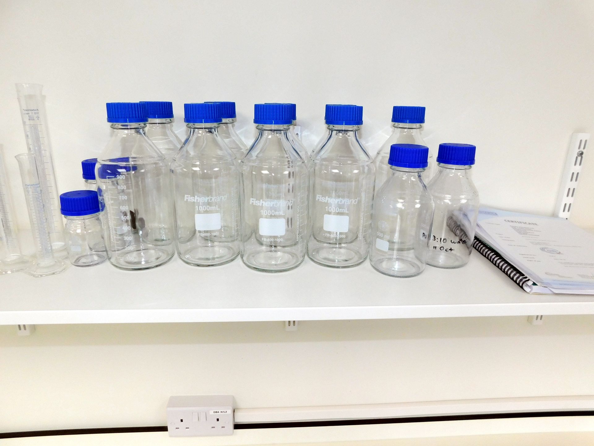 Quantity of Assorted Lab Glassware - Image 6 of 7
