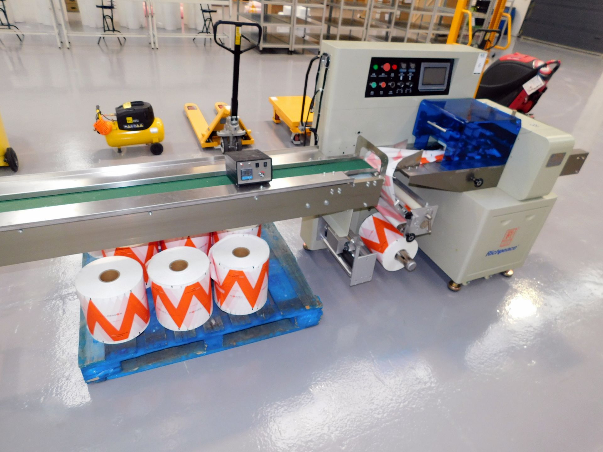 Tianjin Richpeace Automatic Packing Machine & Conveyor