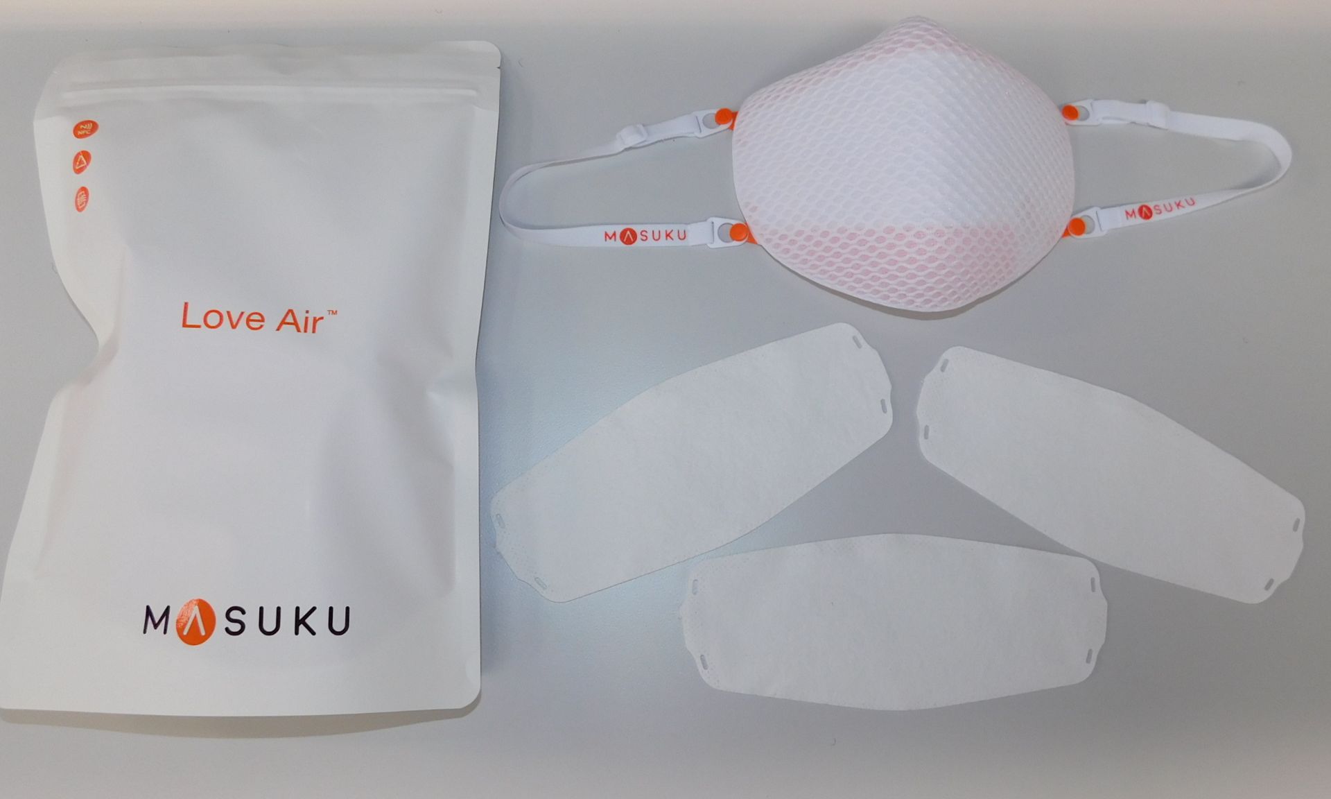 100 Masuku One Reusable Face Masks, Textured White, Medium (4 Boxes)