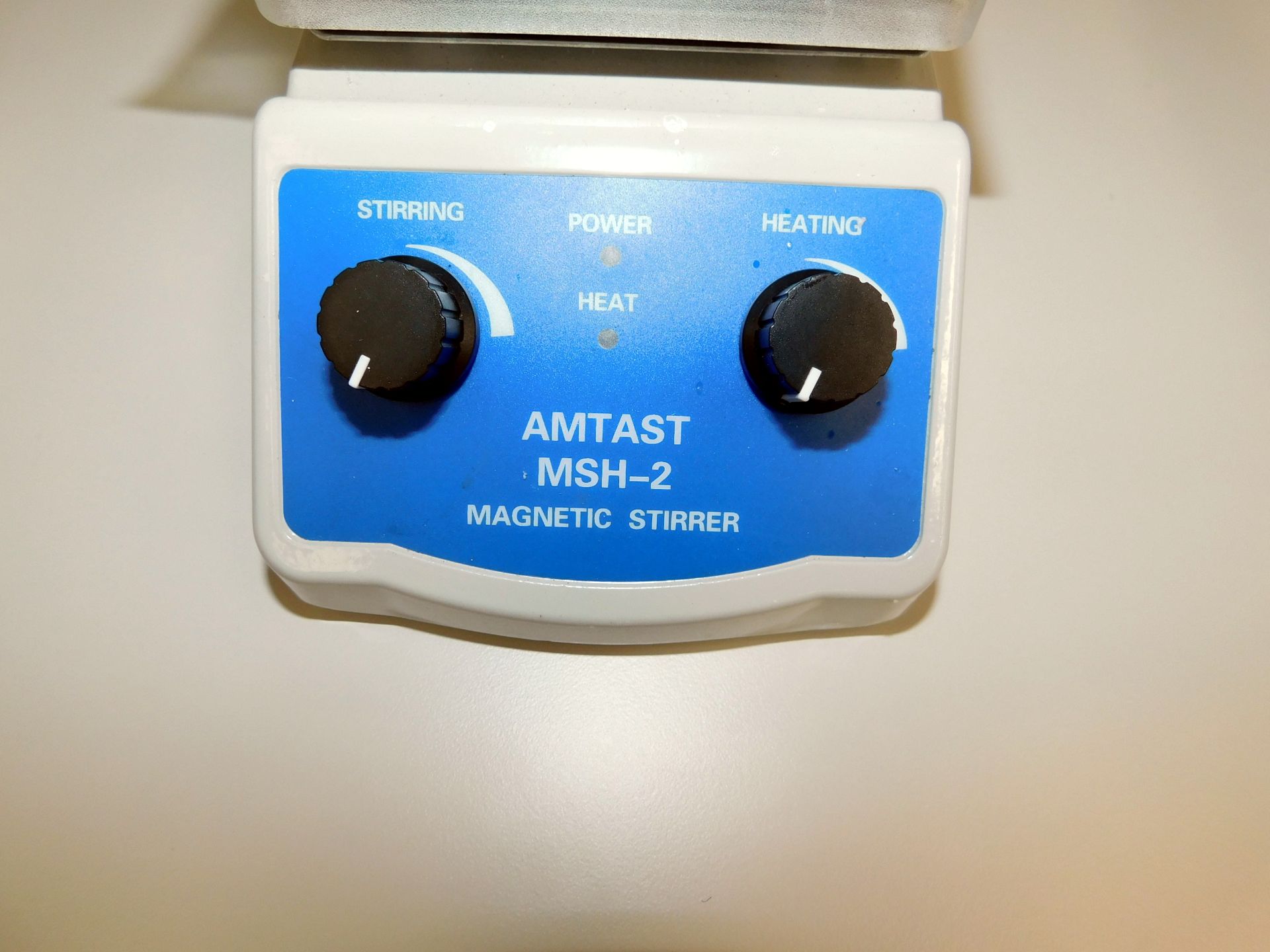 Amtast MSH-2 Hotplate & Magnetic Stirrer - Image 2 of 3