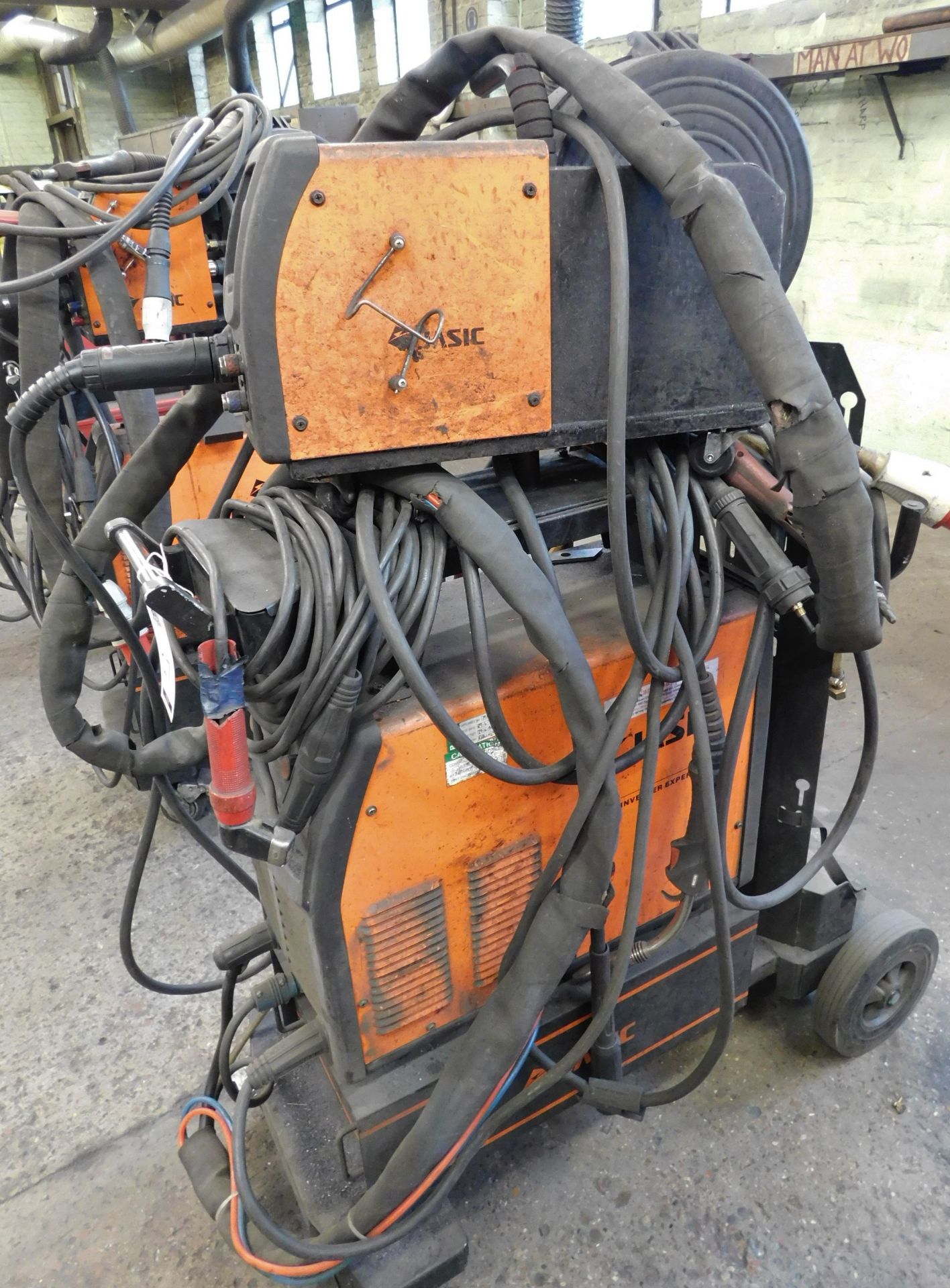 Jasic MIG 450 Mig Welder with Wire Feed (Location: Tottenham. Please Refer to General Notes) - Image 2 of 5