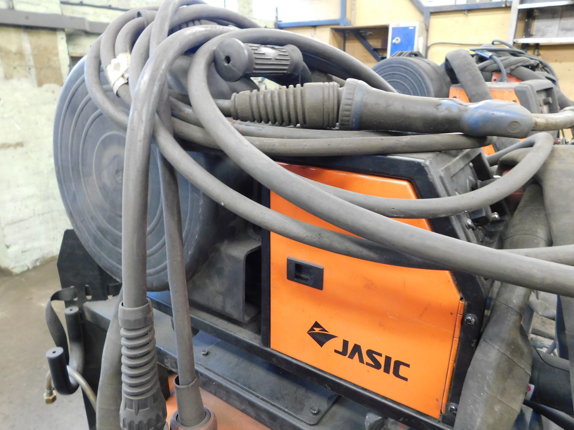 Jasic MIG 400 Mig Welder with Wire Feed (Location: Tottenham. Please Refer to General Notes) - Image 5 of 5