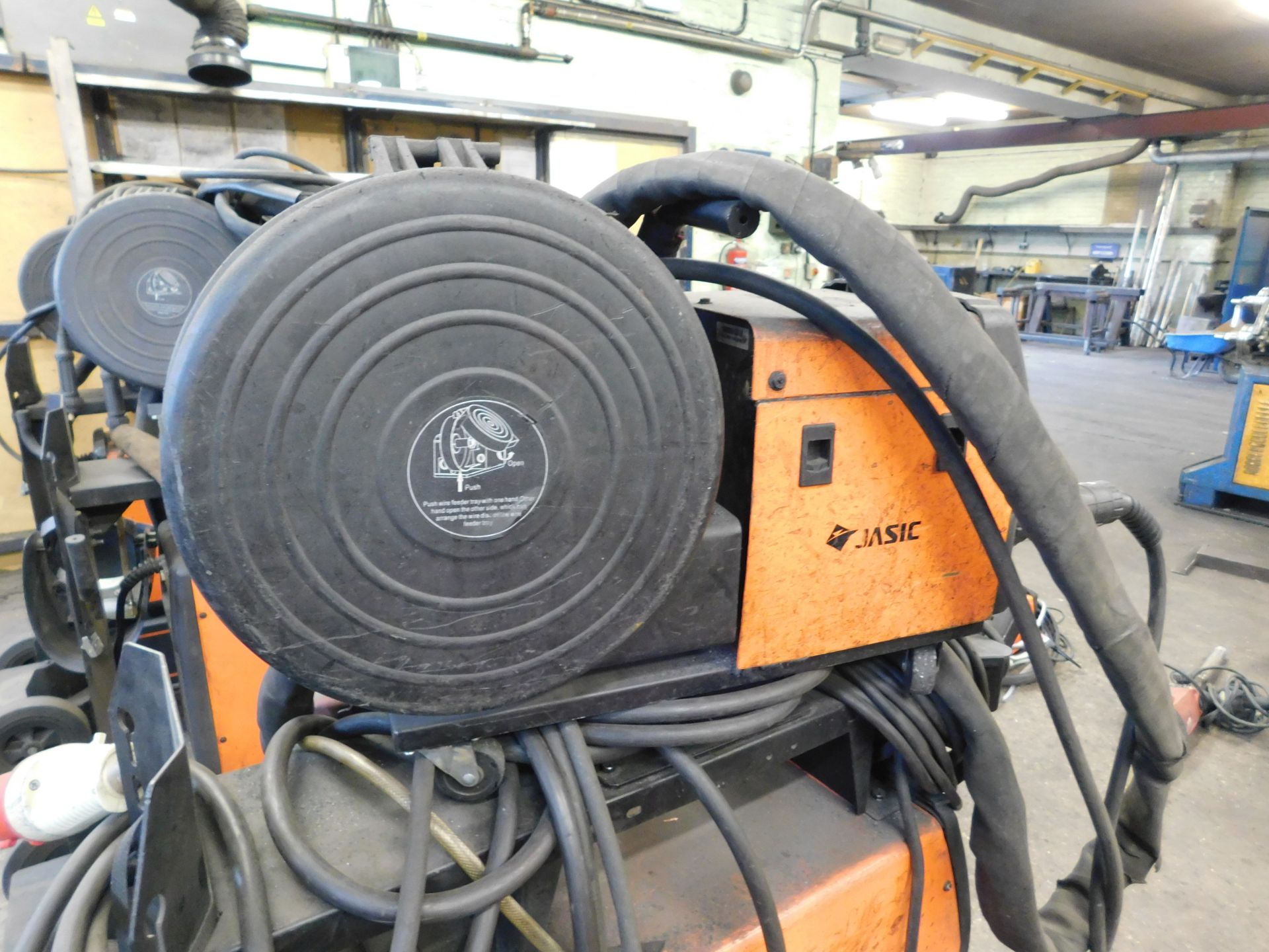 Jasic MIG 450 Mig Welder with Wire Feed (Location: Tottenham. Please Refer to General Notes) - Image 4 of 5