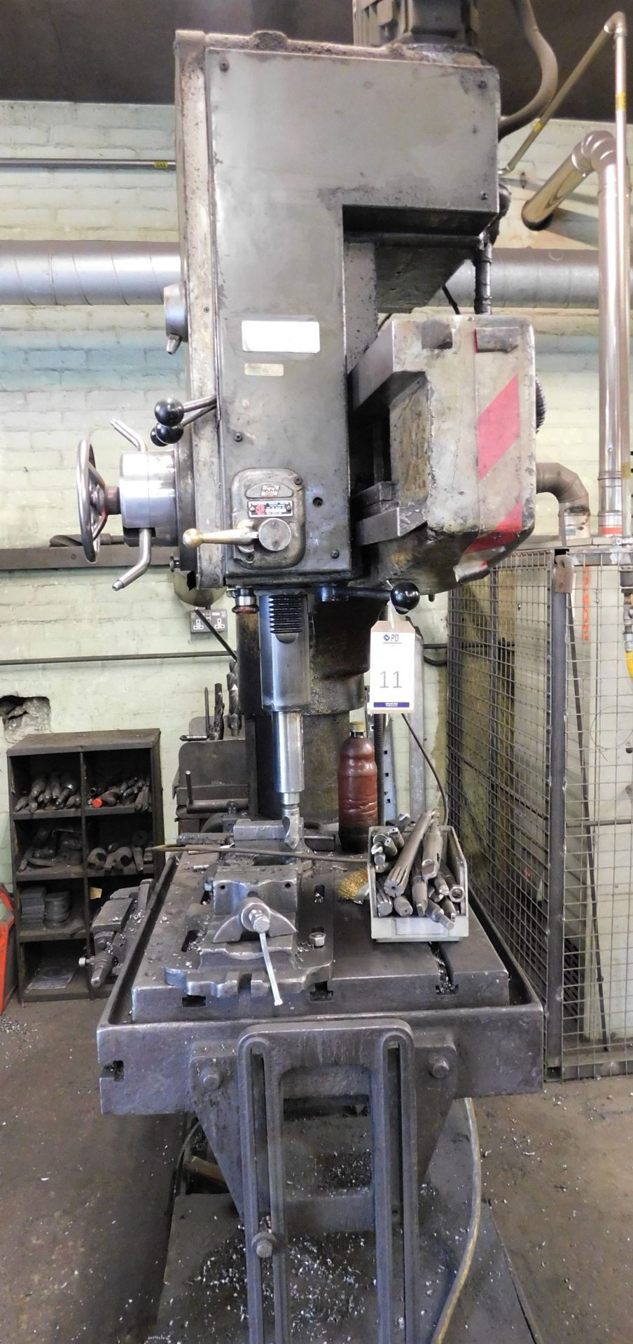 Qualters & Smith R3 Heavy Duty Radial Arm Drill with T-Slotted Table fitted machine Vice, Roller