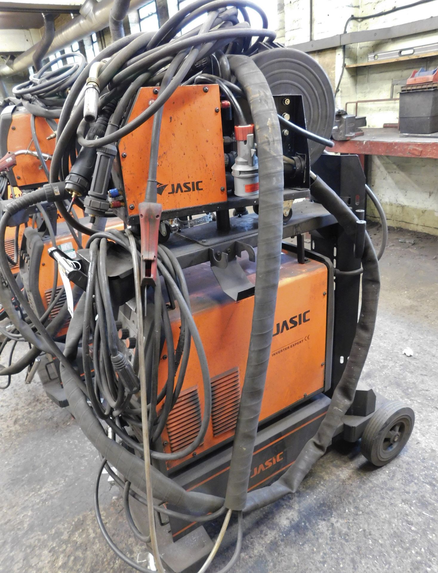 Jasic MIG 400 Mig Welder with Wire Feed (Location: Tottenham. Please Refer to General Notes) - Image 2 of 5