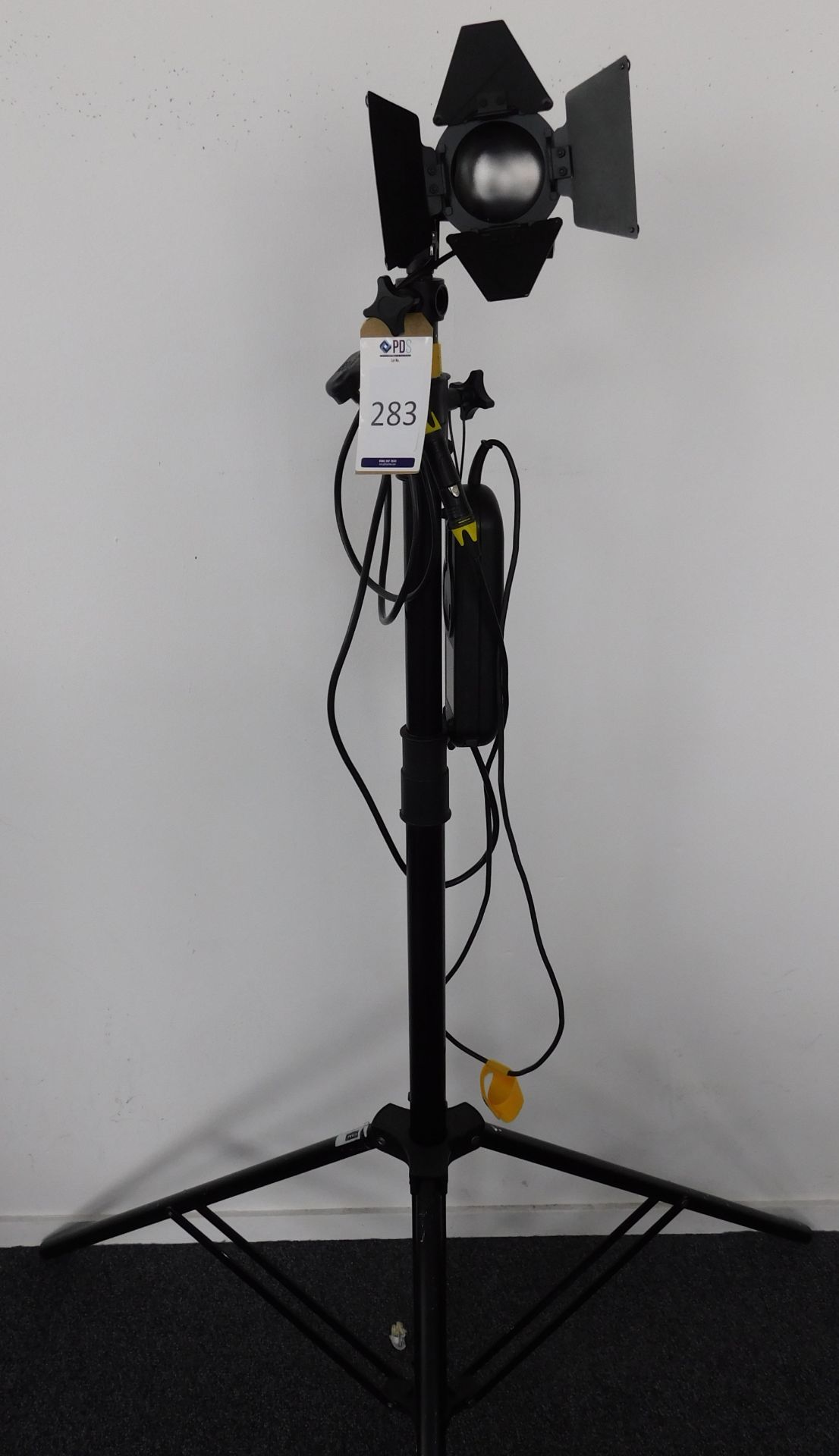 Dedolight DLH4 Studio Light with Transformer and Stand (Location: Westminster. Please Refer to