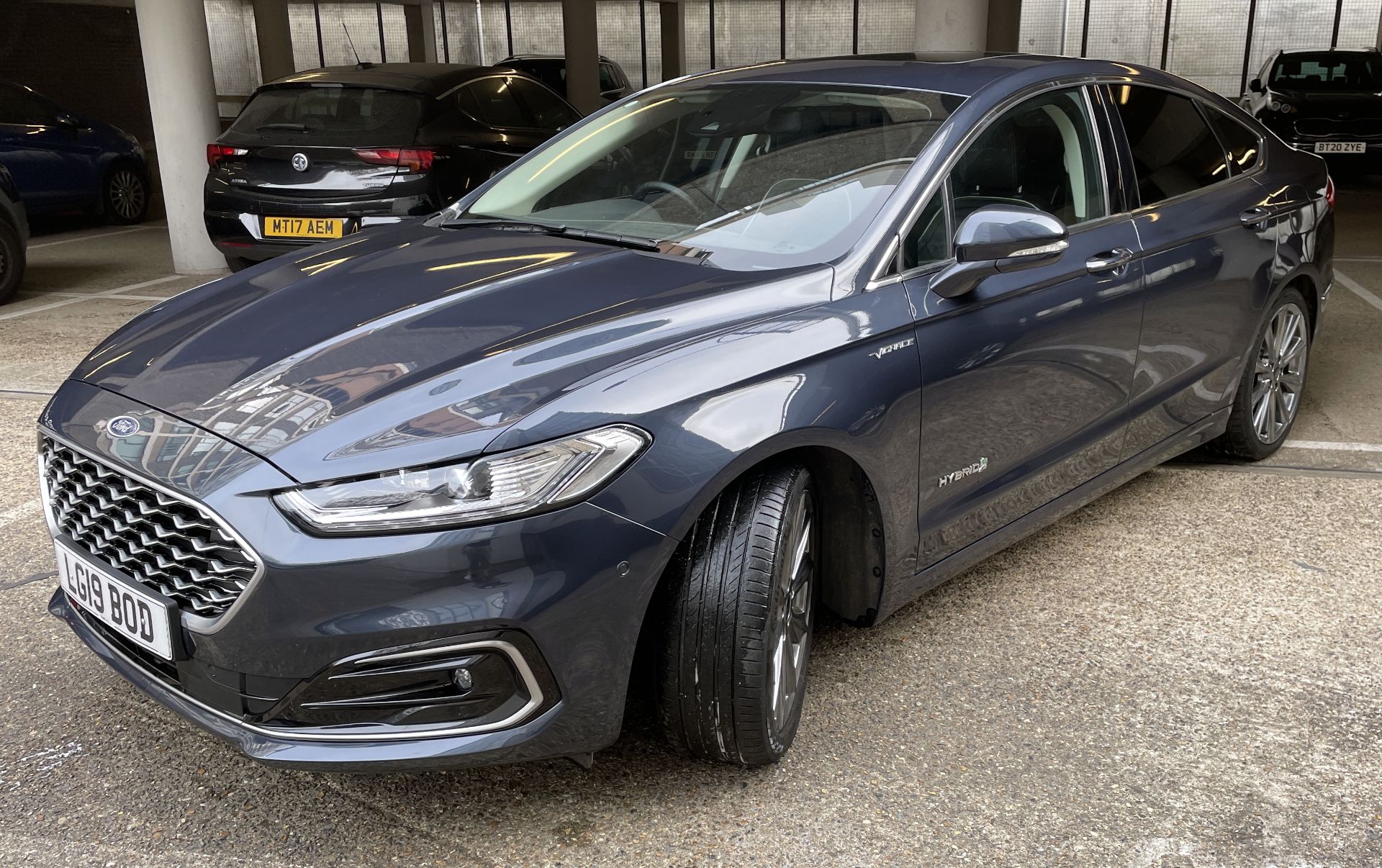 Ford Mondeo Vignale Saloon 2.0 Hybrid 4dr Auto, Registration LG19 BOD, First Registered 29th July