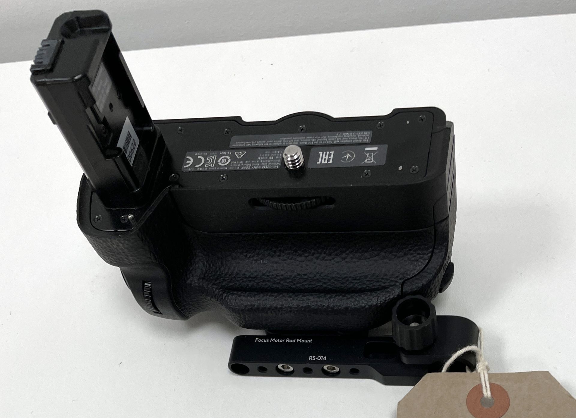Sony VGC2EM Vertical Grip (Location: Westminster. Please Refer to General Notes)