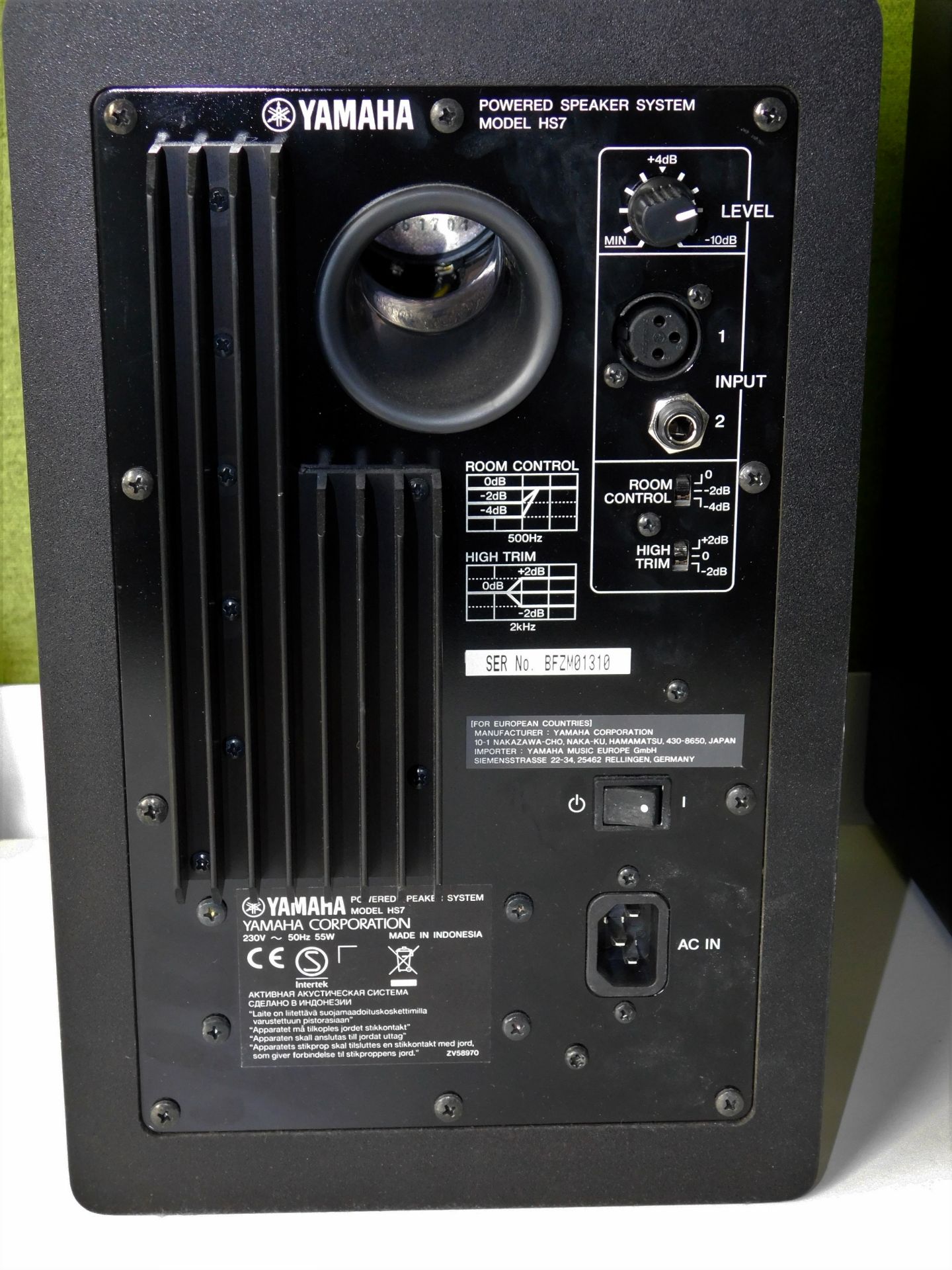 Pair of Yamaha HS7 Powered Speakers (Location: Westminster. Please Refer to General Notes) - Image 2 of 3