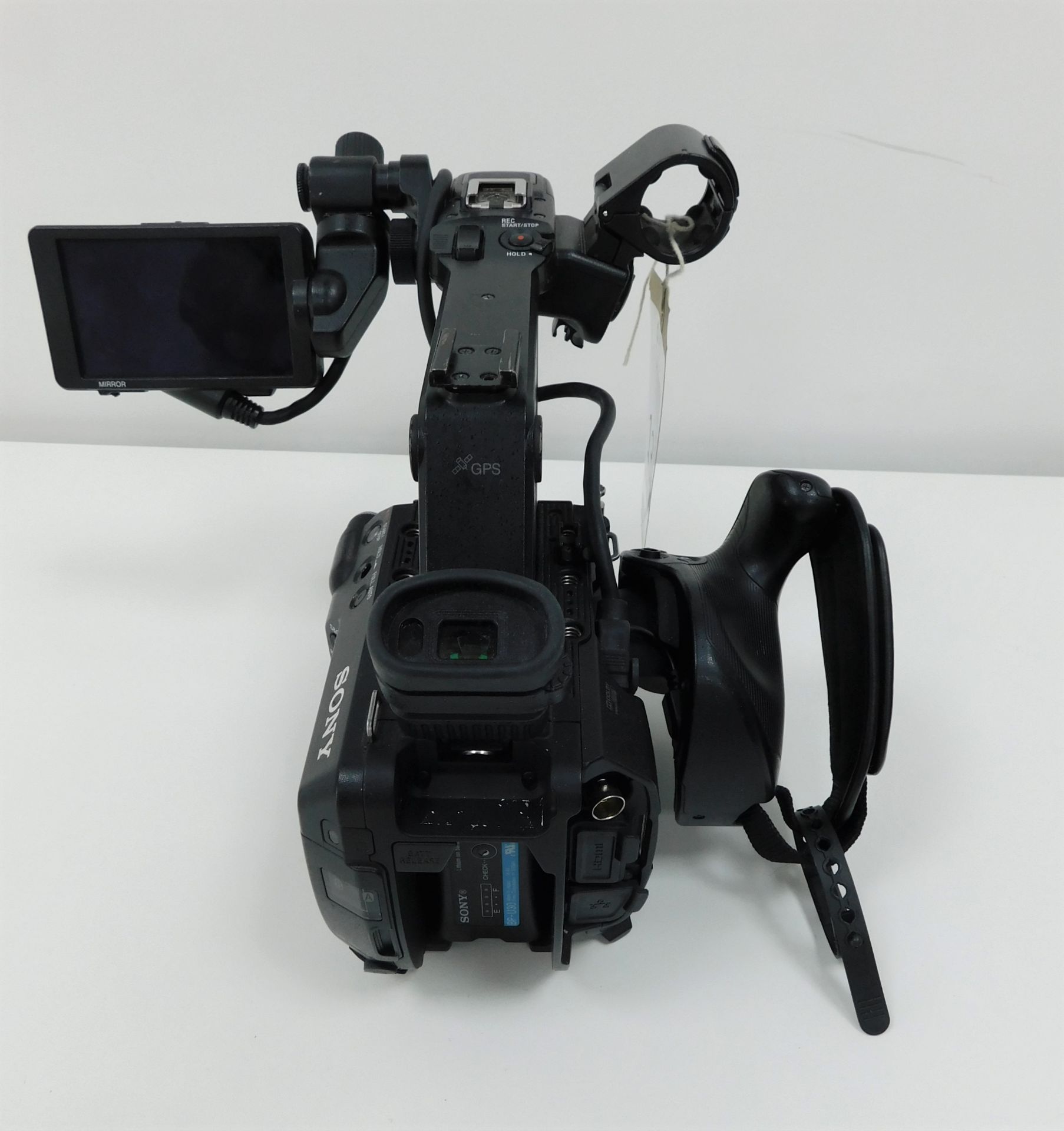 Sony PXW-FS5 Solid State Memory Camcorder Body with Battery and Charger, Serial Number 1610134 ( - Image 3 of 4