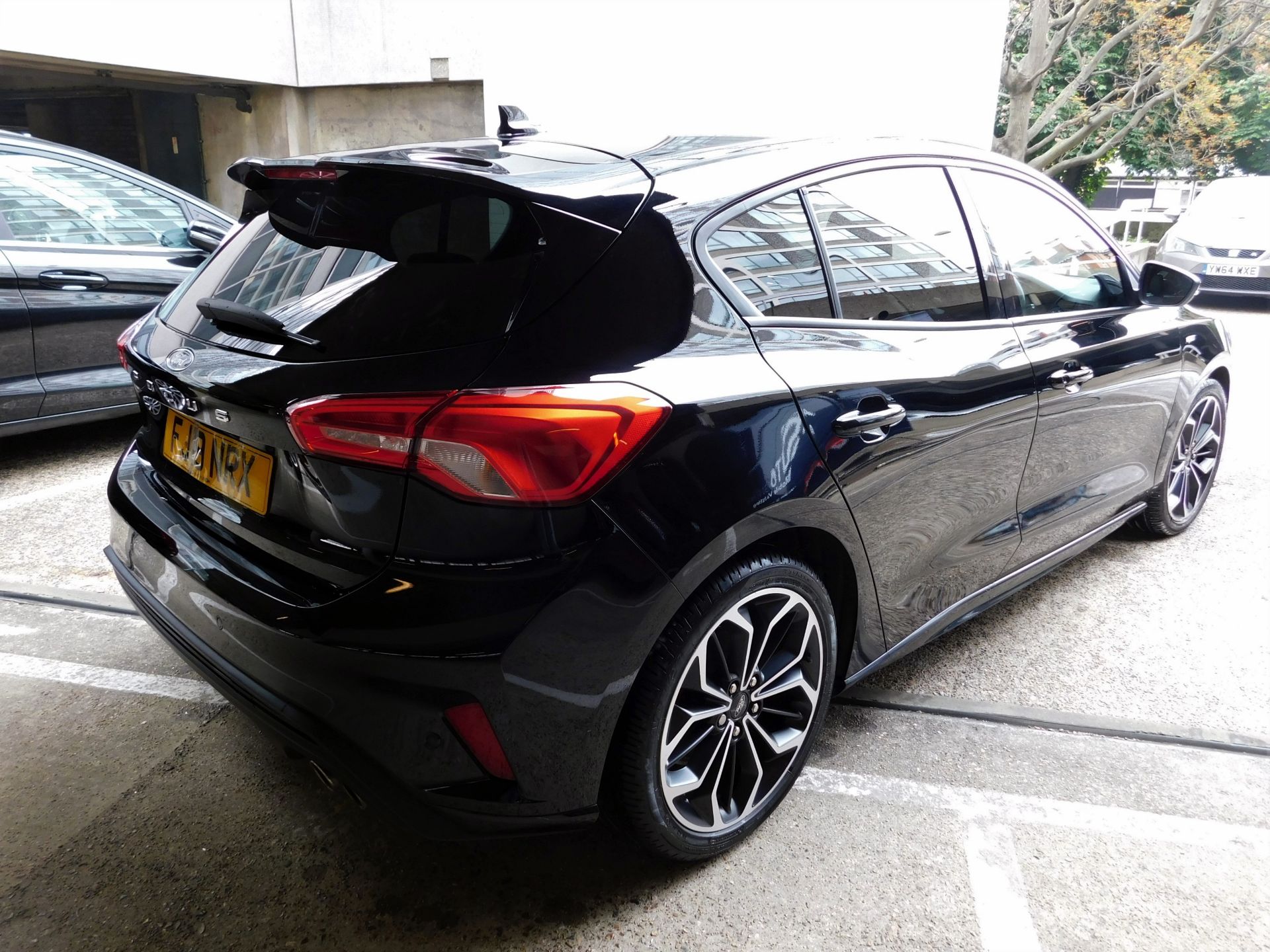 Ford Focus Hatchback 1.0 EcoBoost 125 ST-Line X 5dr Auto, Registration FJ19 NRX, First Registered - Image 5 of 27