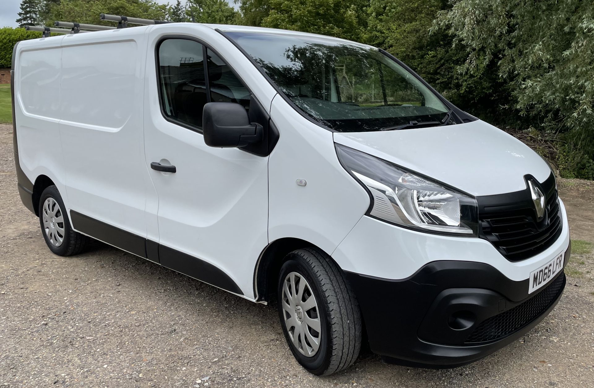 Renault Trafic SWB, SL27 Energy dCi 125 Business Van, Registration MD66 LFR, First Registered 30th