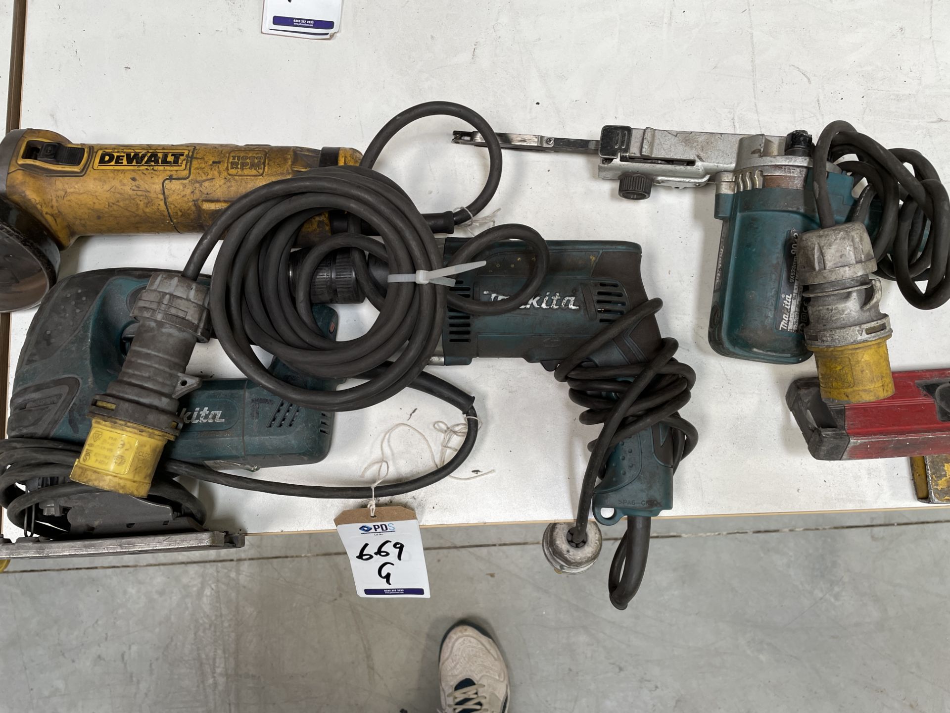 DeWalt Mini Angle Grinder & Hitachi G13 SE2 Ditto; Makita 4350 FCT Jigsaw, All 110v (Location: - Image 2 of 2