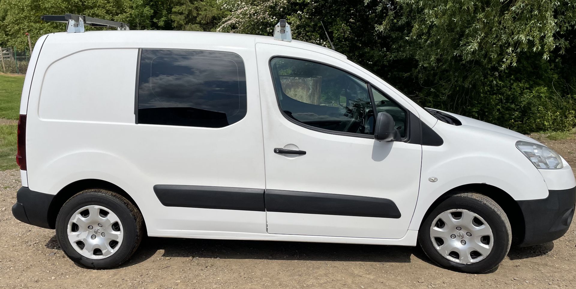 Peugeot Partner L1, 625 1.6 HDi 75 Professional Van, Registration NV62 ELW, First Registered 7th - Bild 3 aus 27