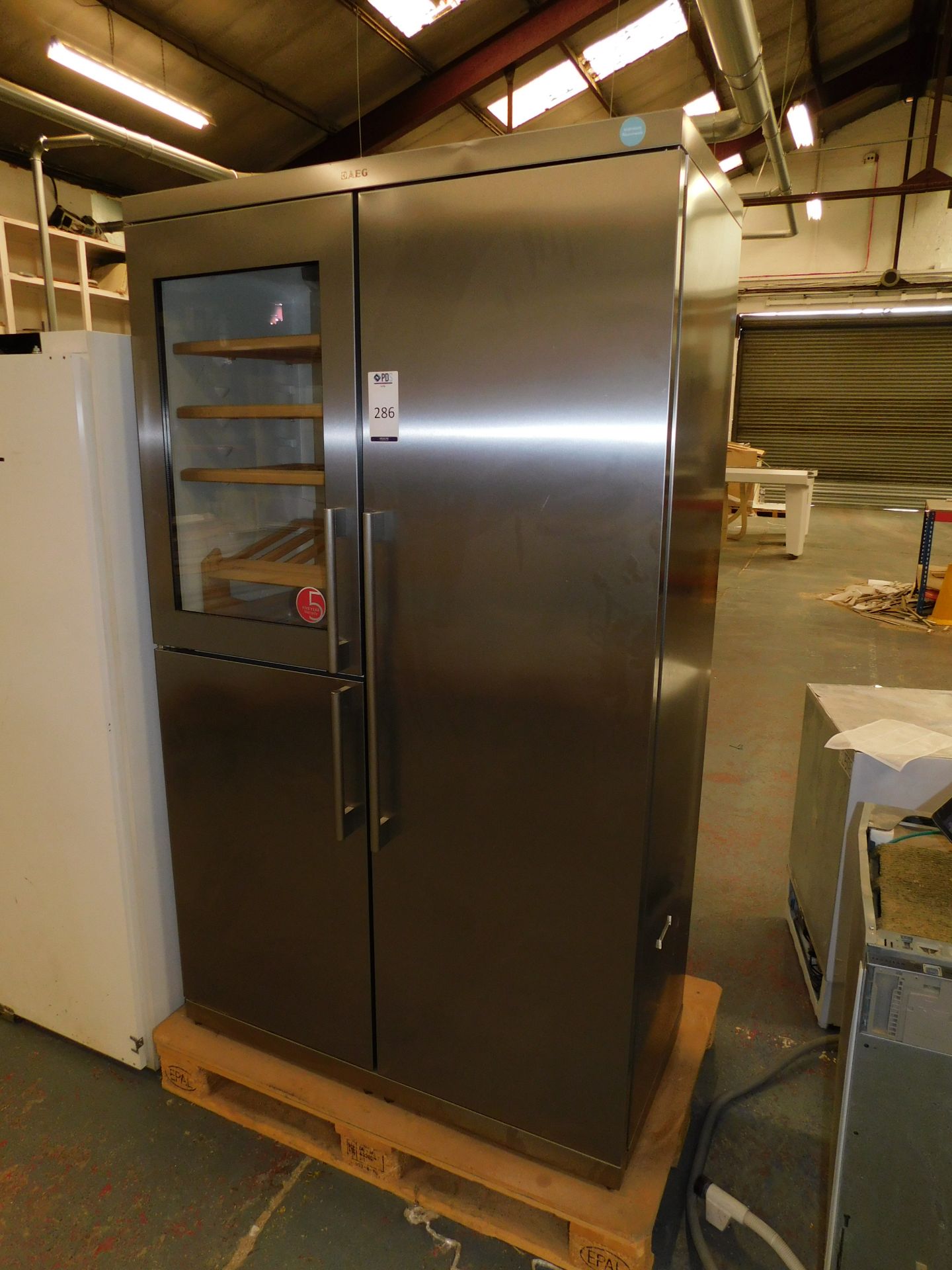 AEG S92700CNNO Refrigerator, Freezer & Wine Cooler (Damaged) (Location Walsall. Please Refer to