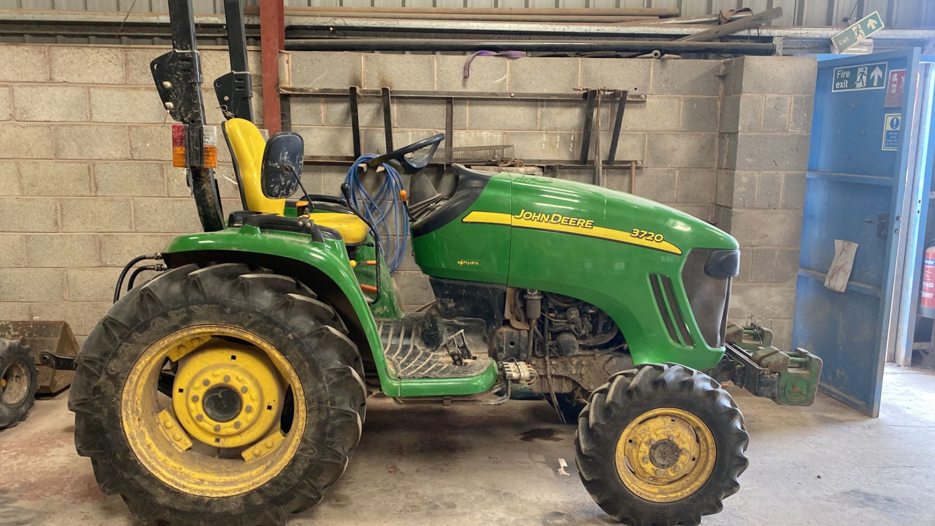 2007 John Deere 3720 Compact Tractor, 959 Hours (Located Wem. Please Refer to General Notes)