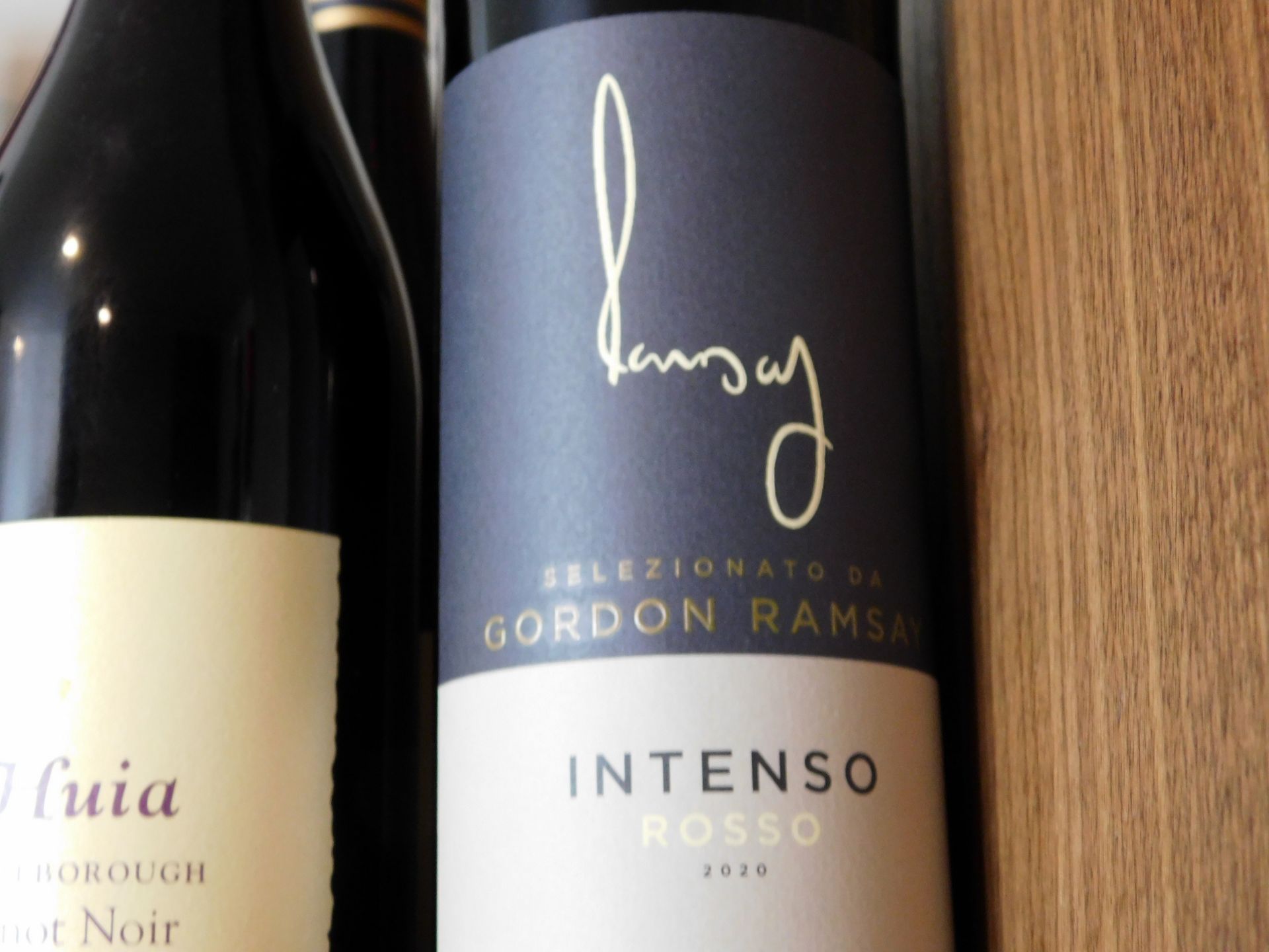 5 Lote Negro Malbec; 4 Huia Pinot Noir 2016; 5 Shaw + Smith Shiraz 2018 & a Ramsay Intenso Rosso - Image 5 of 5