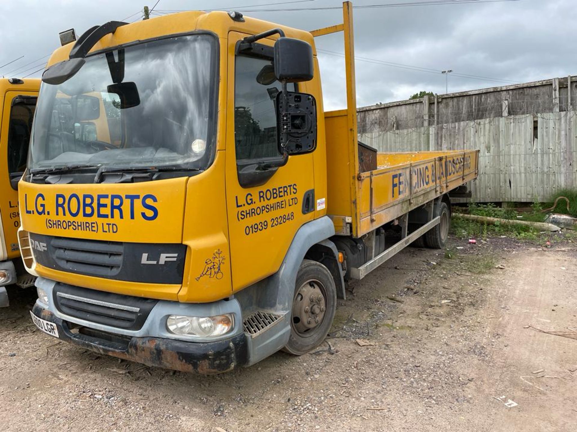 DAF LF FA 45.160 FB Drop Side, Automatic, Registration L400 LGR, First Registered 26th November