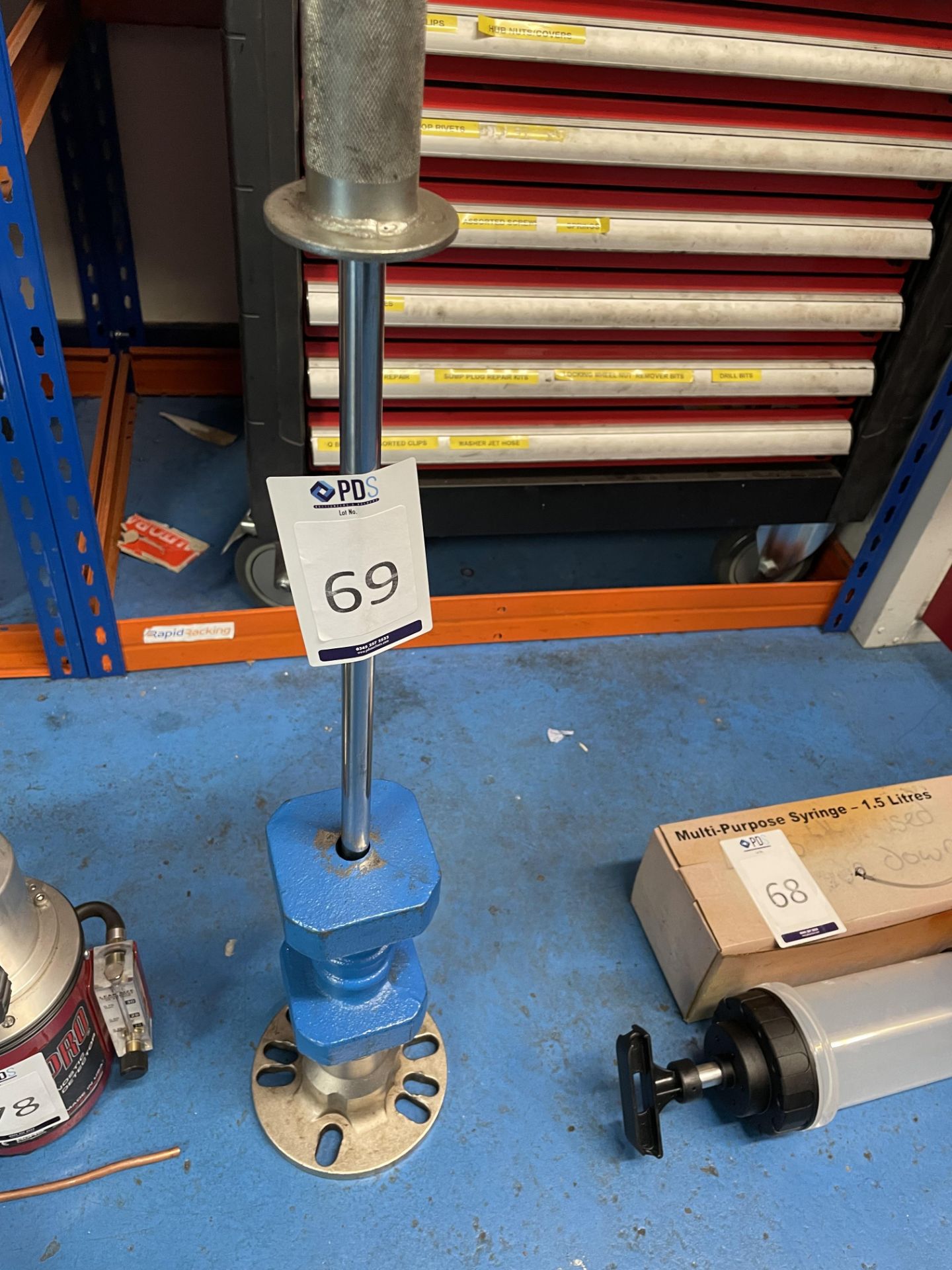 Workshop Brake Drum Remover  (Location Surbiton . Please Refer to General Notes)