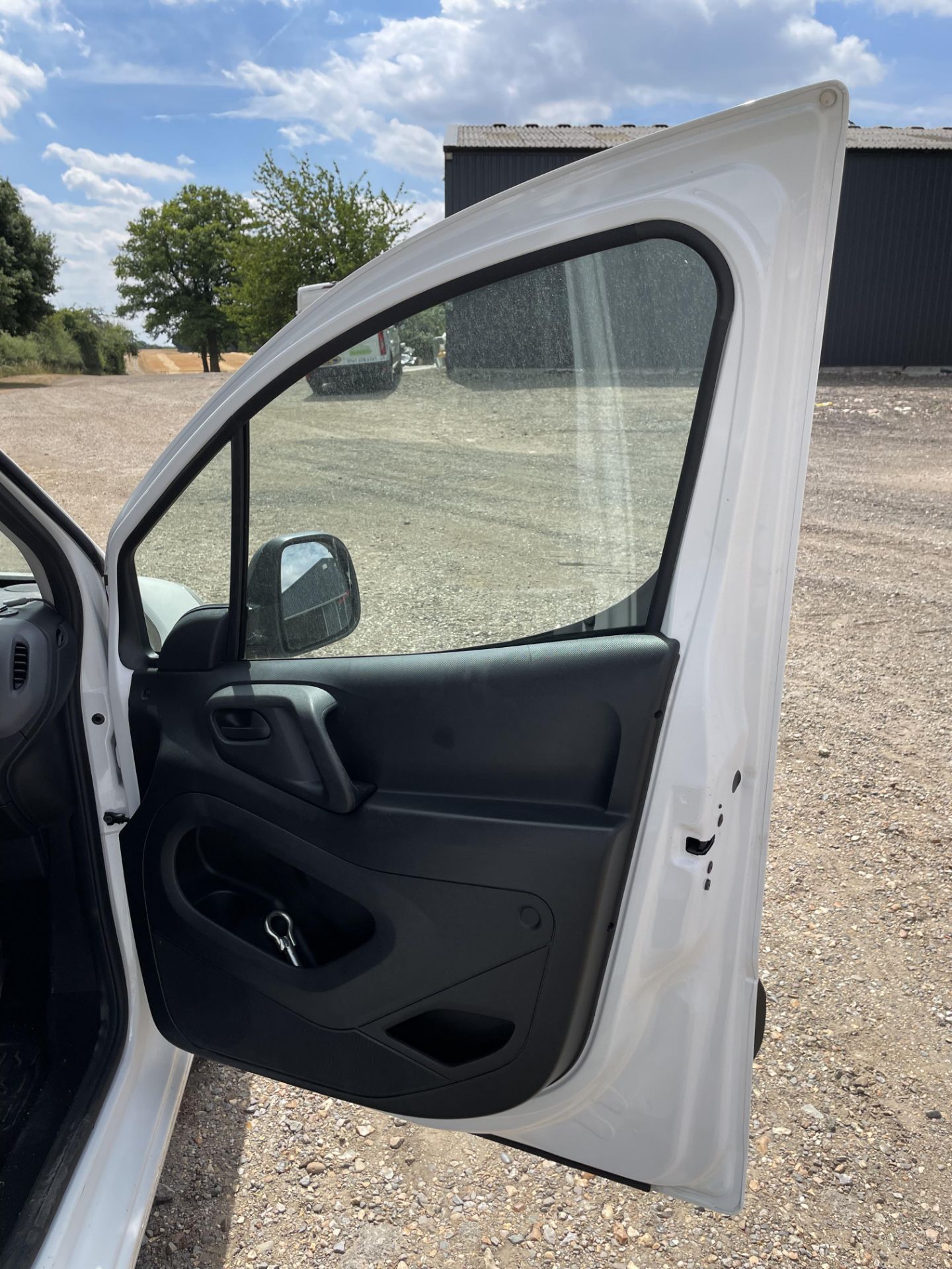 Citroen Berlingo L1 1.6 BlueHDi Enterprise 75ps Refrigerated Van, Registration CN18 FKG, First - Image 9 of 29