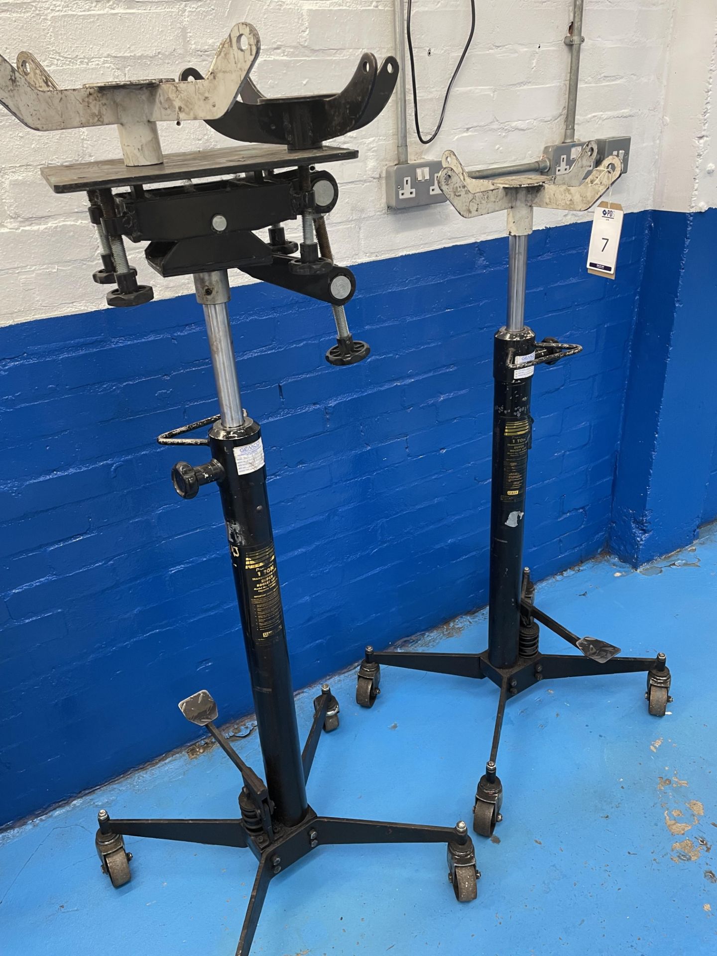 Pair of Sealey Super Rocket transmission jacks, one-tonne capacity with attachments (Location