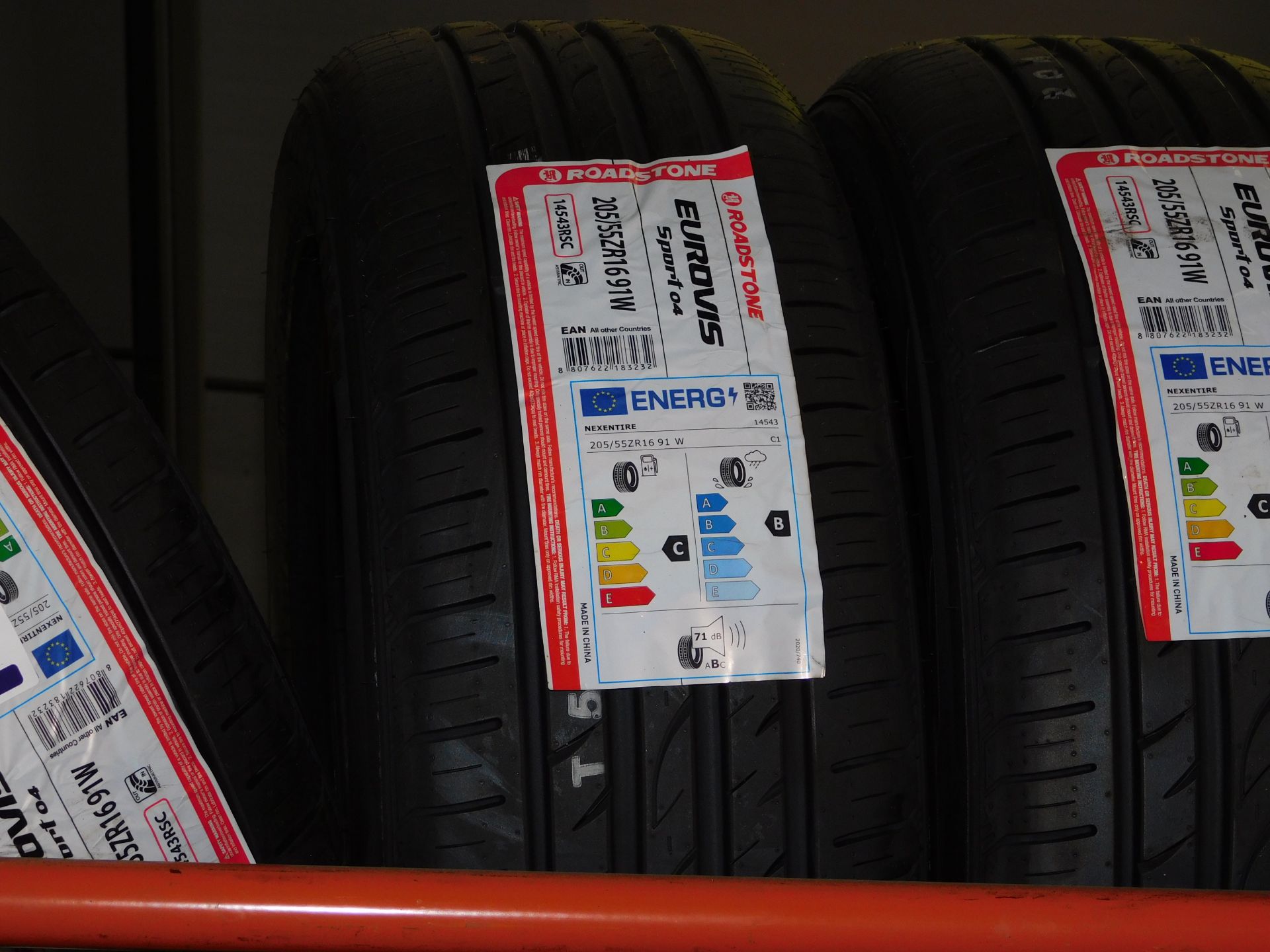 5 tyres, size 205/55 16 (Roadstone) (Location Northampton. Please Refer to General Notes) - Image 2 of 2