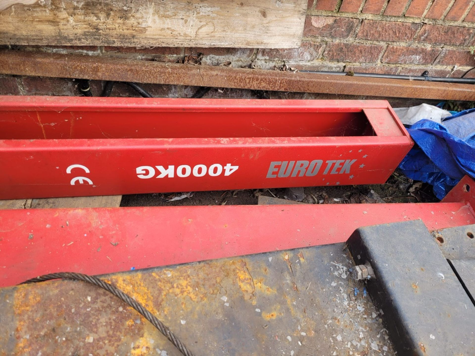 Eurotek 4ton, 4-Post Vehicle Lift, Tyre Fitting Machine (Stored Outside - For Sp - Image 2 of 6